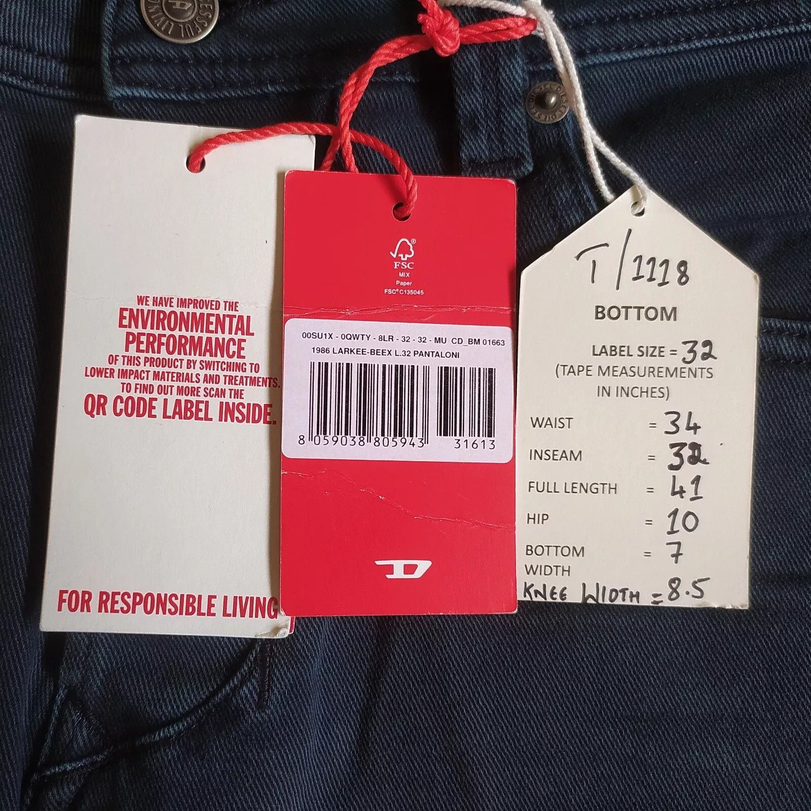 Diesel Diesel 1986 LARKEE-BEEX 0QWTY MENS JEANS T 1118 Size US 32 / EU 48 - 4 Thumbnail