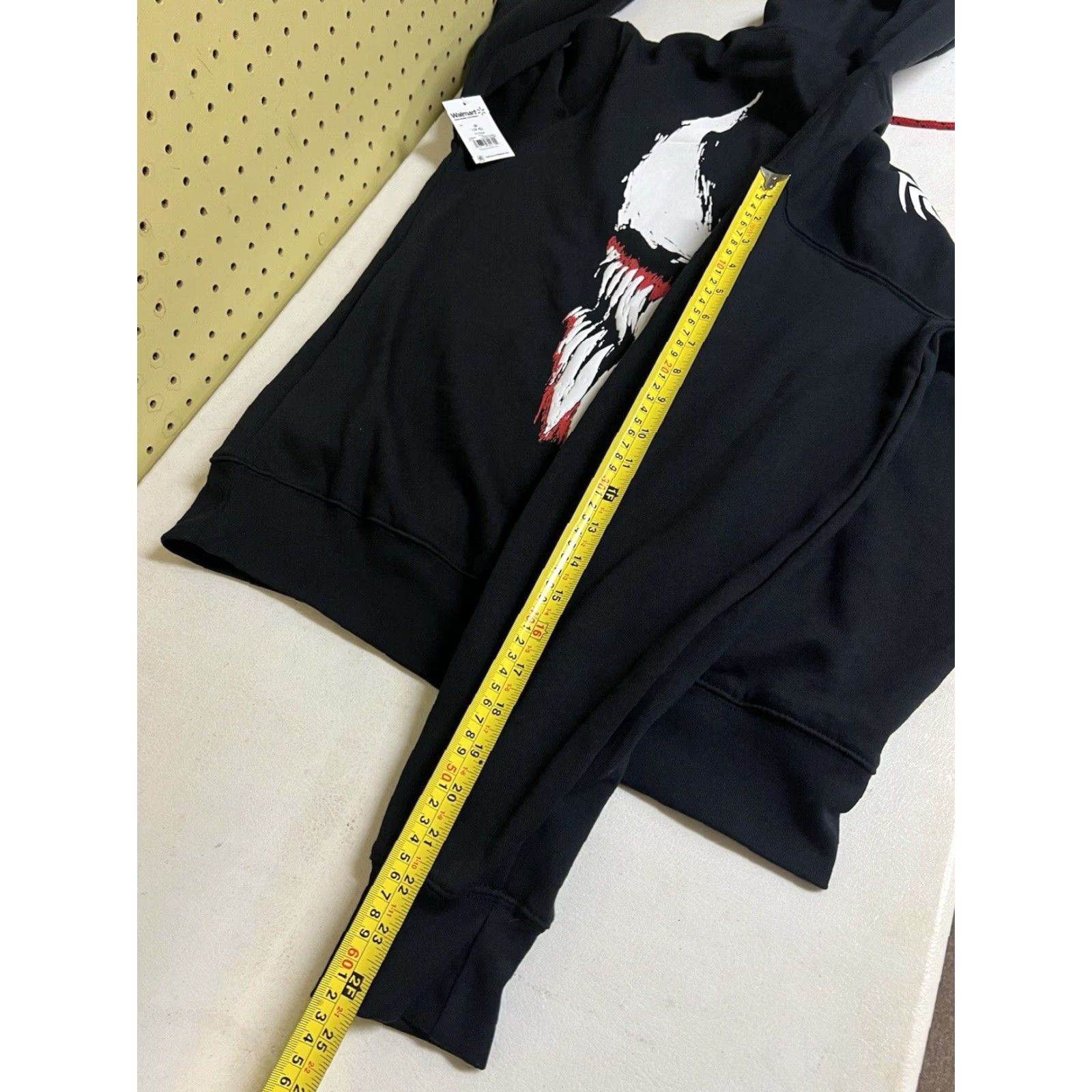Vintage Marvel Venom Hoodie Sz M Black MCU Graphic Print User: Marvel Venom Hoodie Sz M Black MCU Graphic Print Size US M / EU 48-50 / 2 - 7 Thumbnail