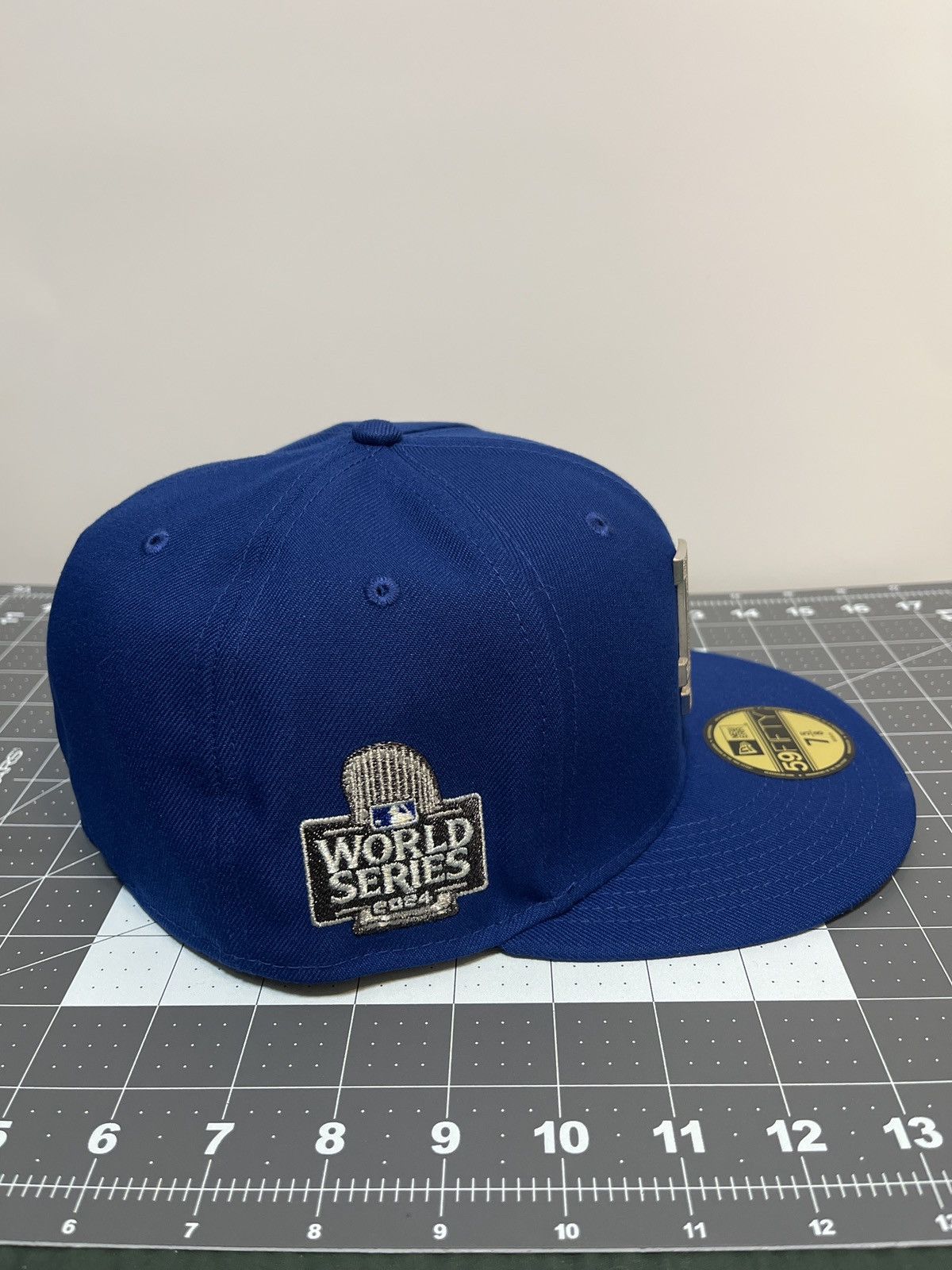 New Era LA Dodgers Metal Logo Clear Rhinestone 59fifty Fitted Size ONE SIZE - 4 Thumbnail