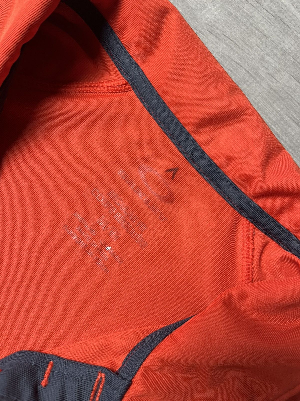 Oakley Vintage Oakley polos box logo size Medium Size US M / EU 48-50 / 2 - 3 Thumbnail