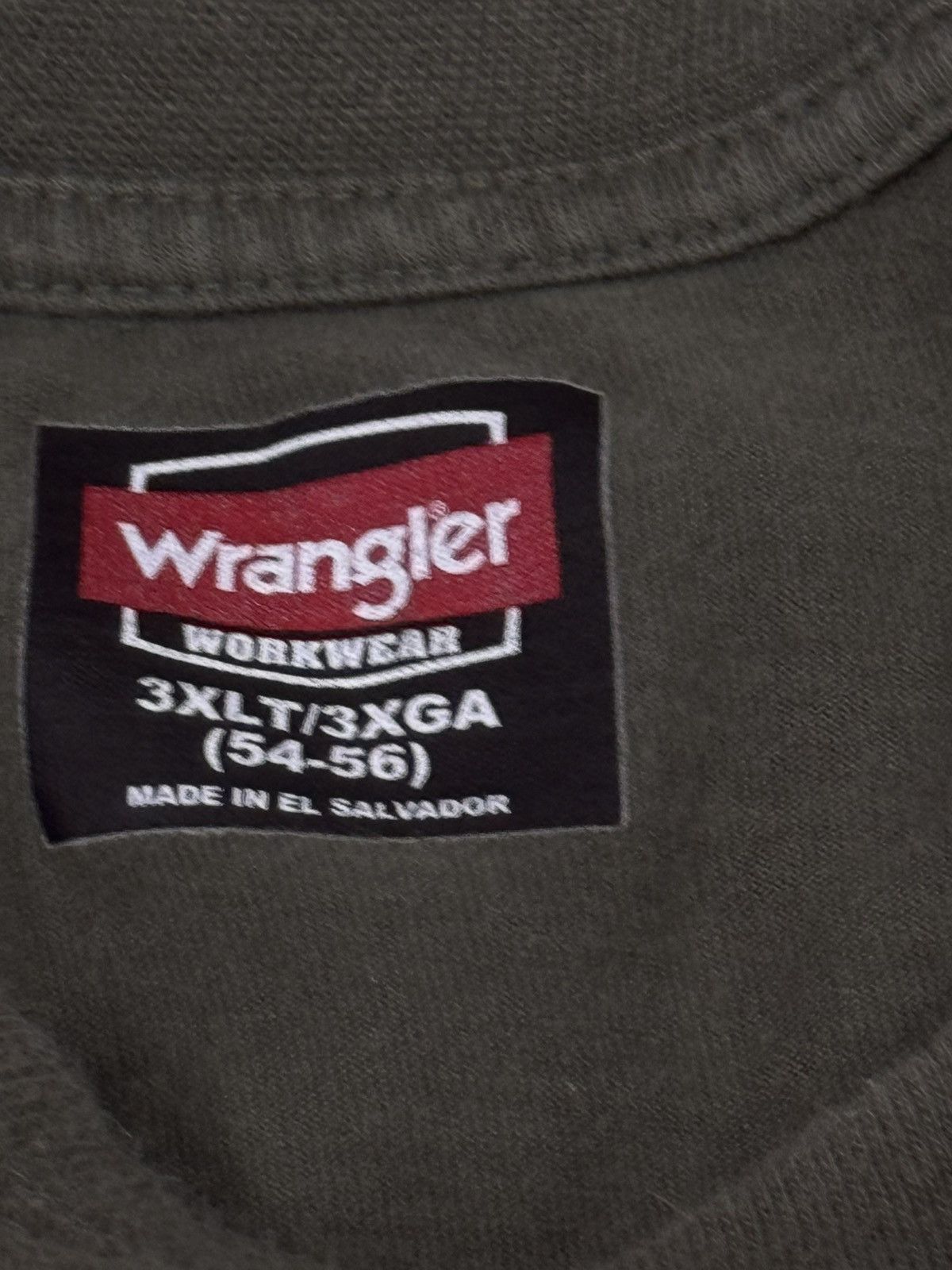 Wrangler Vintage Wrangler Pocket Distressed Logo Patch Workwear Tee Size US XXL / EU 58 / 5 - 3 Thumbnail