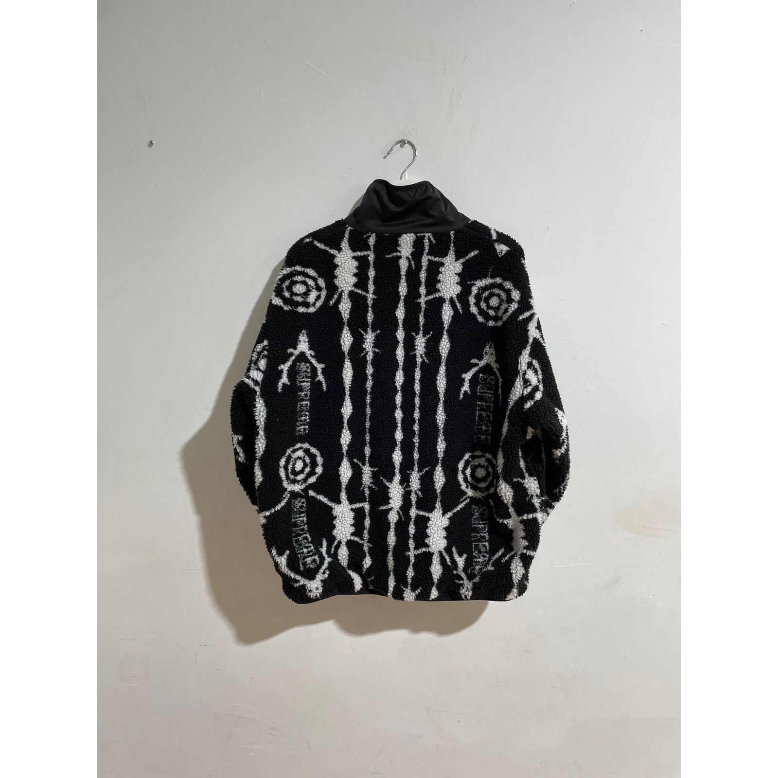 Supreme SUPREME SOUTH2WEST8 BLACK ZIP UP LARGE Size US L / EU 52-54 / 3 - 3 Thumbnail