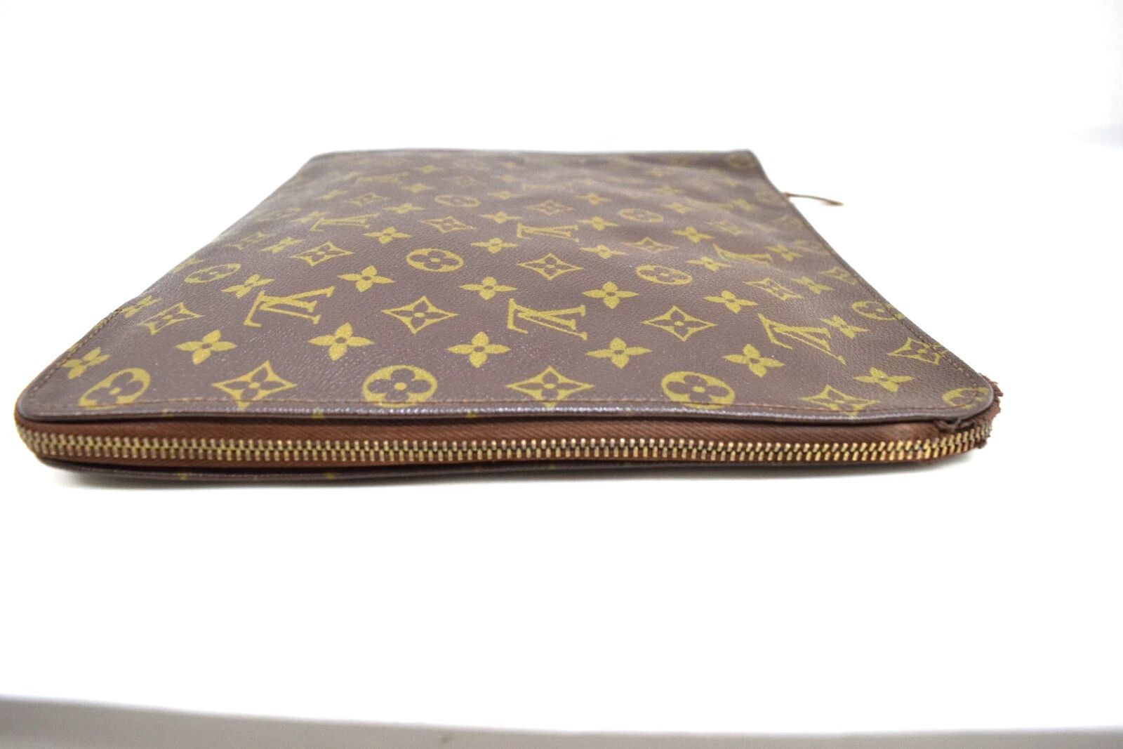 Louis Vuitton Louis Vuitton Porte Documents 38 Clutch Bag Monogram M53456 Size ONE SIZE - 6 Thumbnail
