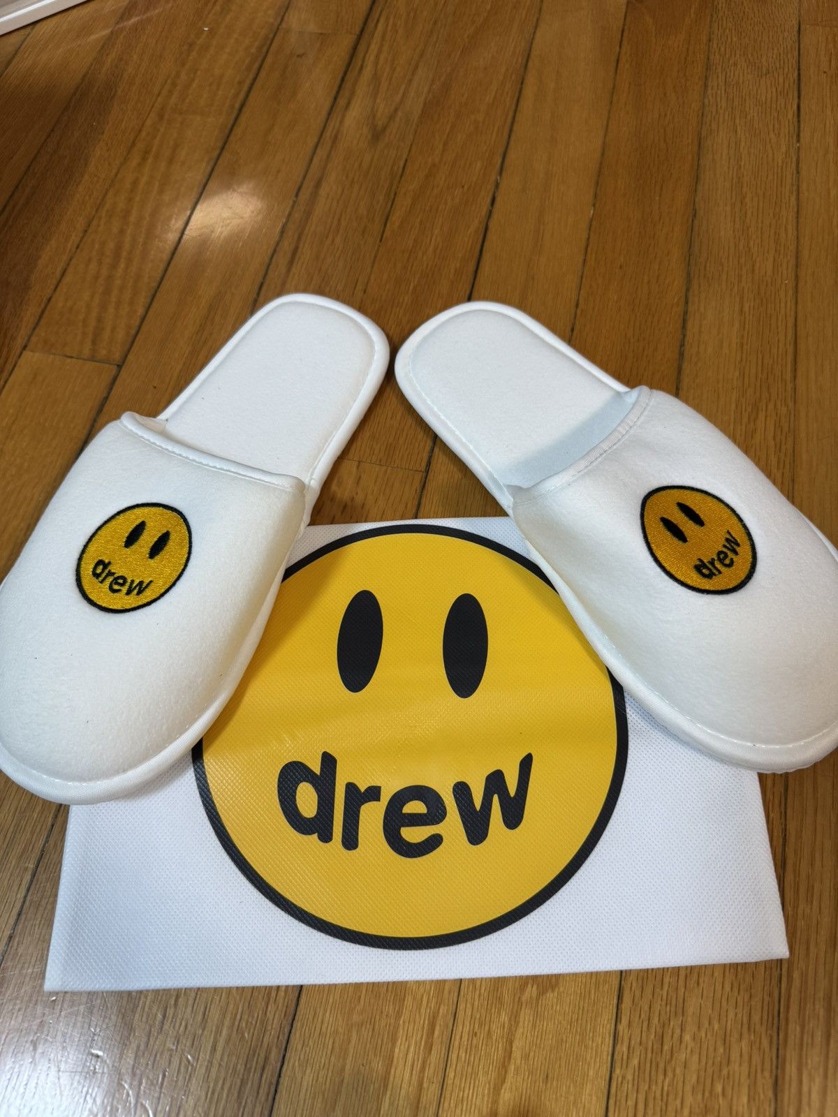 Drew House Drew house white smily face flip flops Size US 9 / EU 42 - 1 Preview