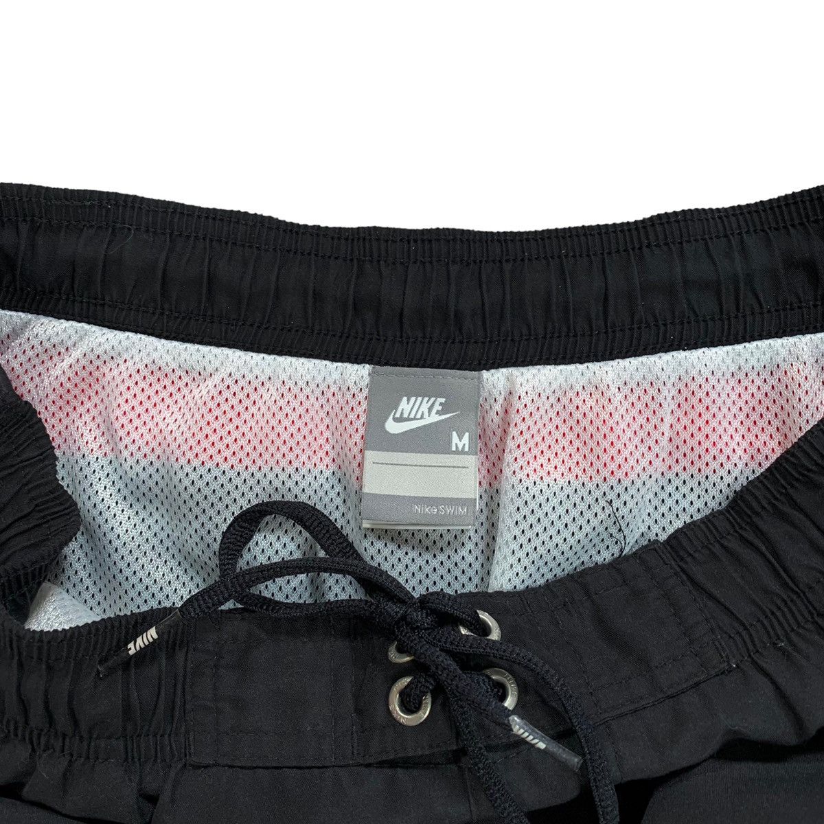 Vintage Vintage Nike Black Red & White Bathing Suit Swim Shorts Size US 32 / EU 48 - 6 Thumbnail