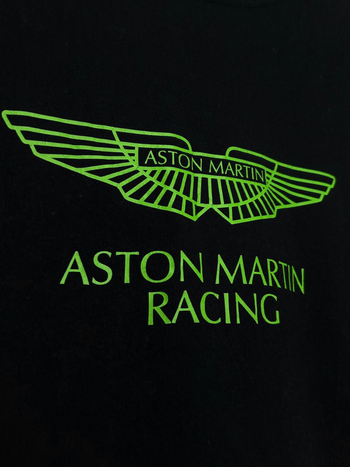 Formula 1 Vintage Aston Martin The Famous Five F1 Le Mans t-shirt Size US XL / EU 56 / 4 - 4 Thumbnail