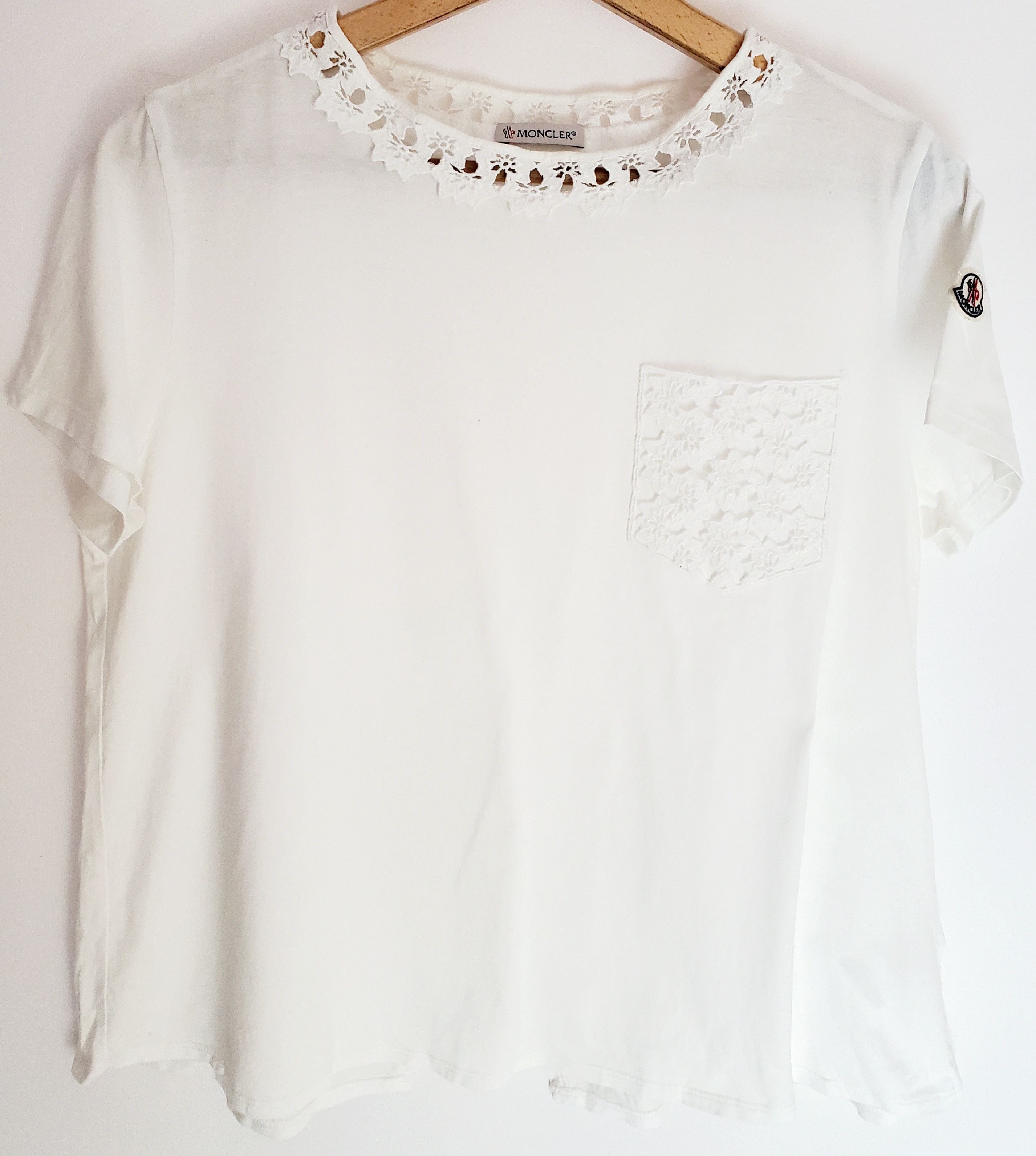 Tシャツ・カットソー MONCLER Top and culotte striped cotton blend set Moncler Top And Culotte Striped Cotton Blend Set | italist