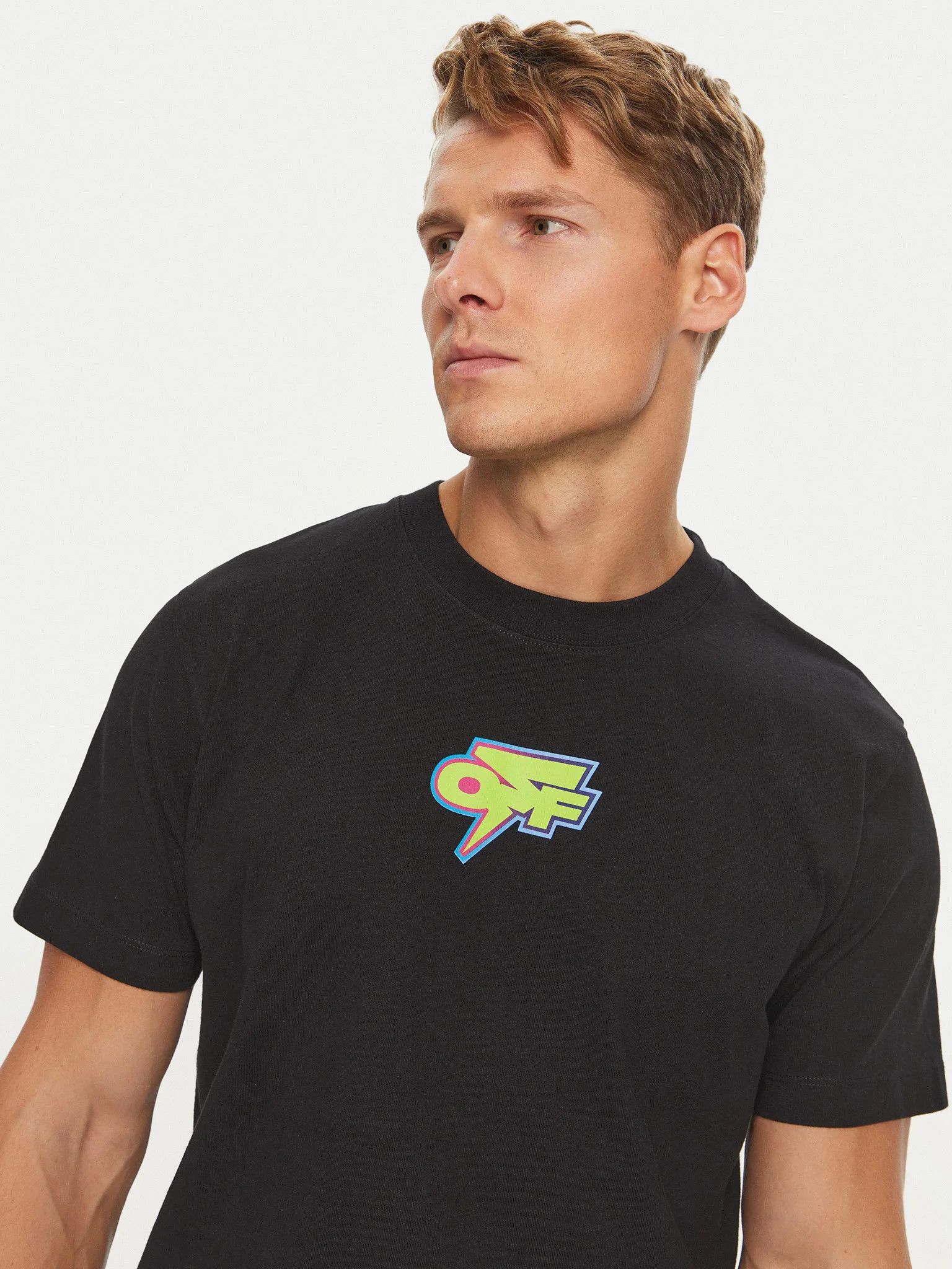 Off-White o1gr1nt0125 Degradé Thund Slim S/S T-Shirt in Black Size US XS / EU 42 / 0 - 4 Thumbnail