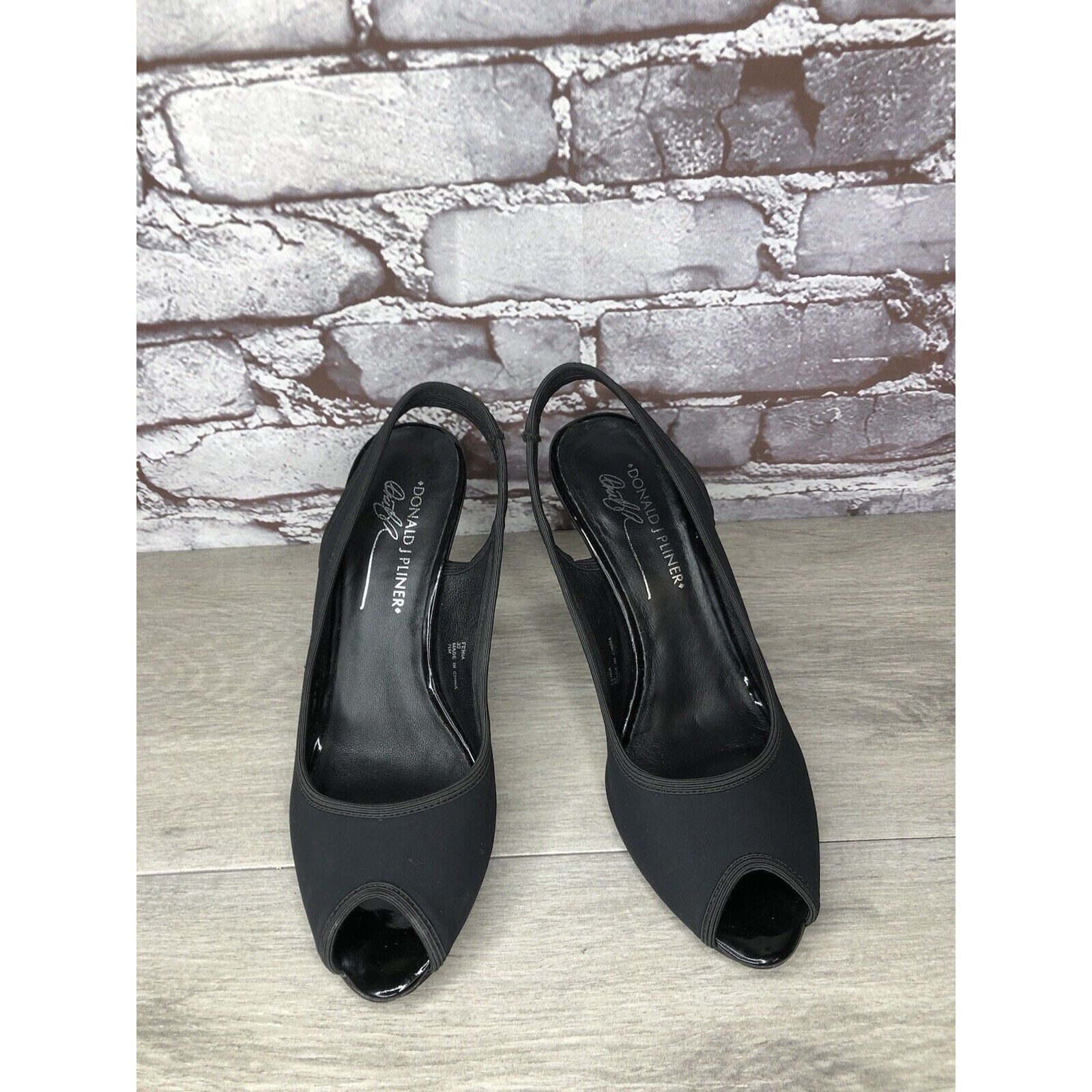 Donald Pliner Donald J Pliner Fenia Couture Black Fabric Stiletto Heels Wo Size US 7.5 / IT 37.5 - 13 Thumbnail