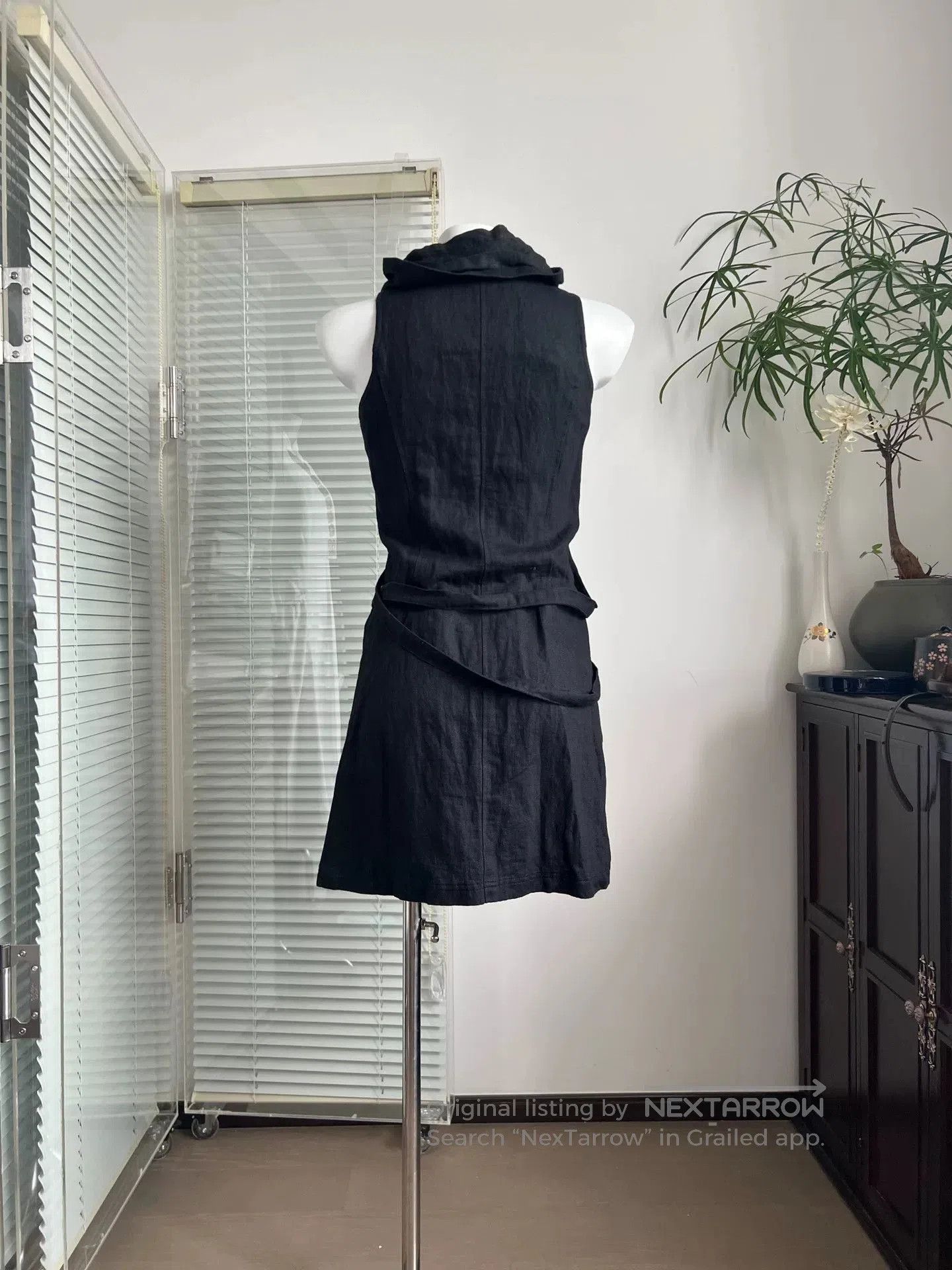 BP. Sleeveless High Neck Buttoned Wrap Dress. Size M / US 6-8 / IT 42-44 - 5 Thumbnail