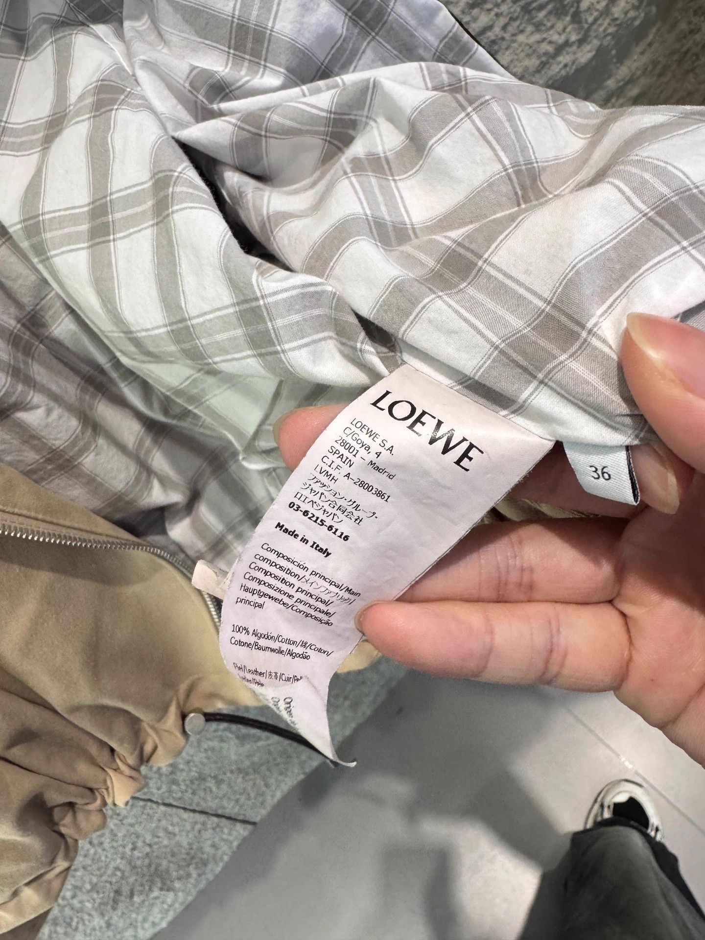 Loewe LOEWE 25ss Balloon Short Jacket Women's Khaki 36 Size XS / US 0-2 / IT 36-38 - 5 Thumbnail