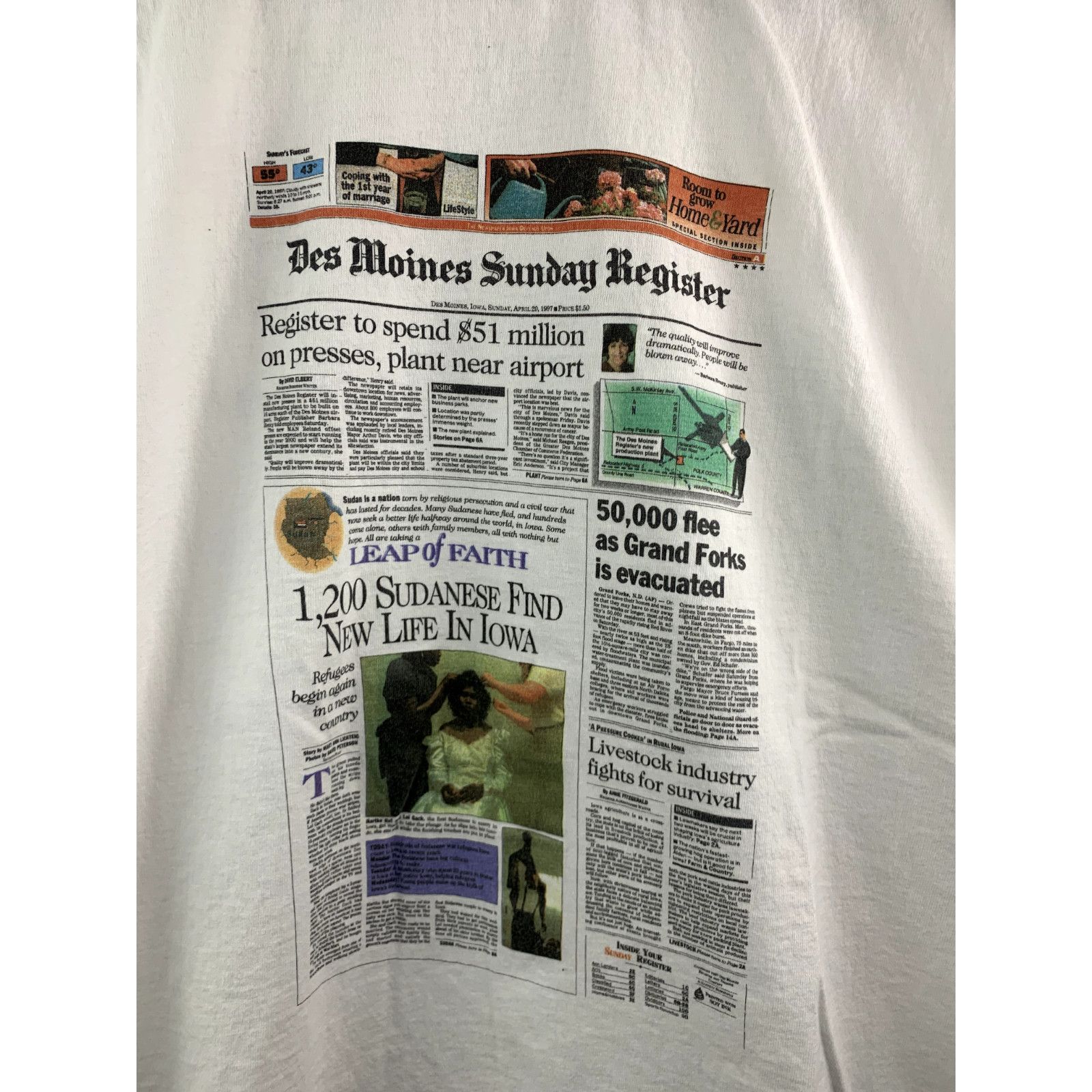 Fruit Of The Loom Vintage Des Moines Shirt Newspaper Sunday Register White XL Size US XL / EU 56 / 4 - 2 Thumbnail