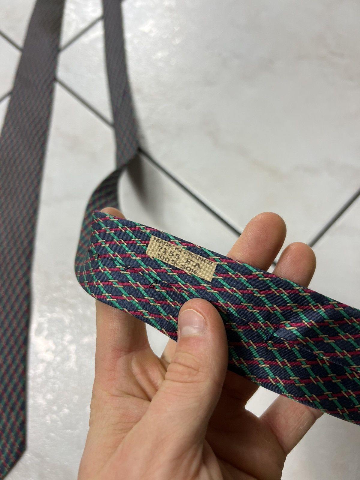 Hermes Vintage Hermes Paris silk tie luxury 7155 FA pattern logo H Size ONE SIZE - 11 Thumbnail