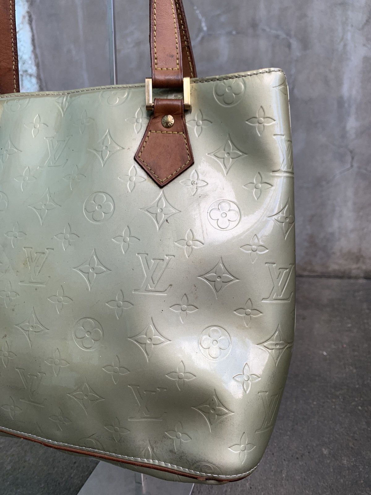 Louis Vuitton Vernis Houston Light Green Patent Shoulder Bag Size ONE SIZE - 3 Thumbnail