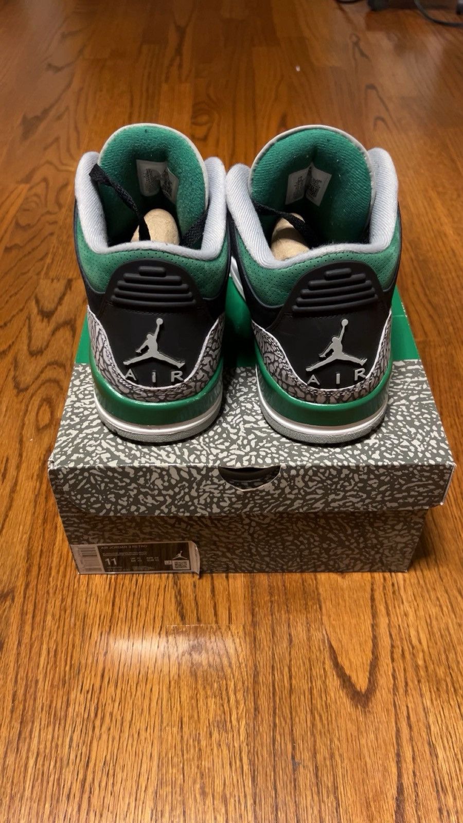 Jordan Brand Air Jordan Retro 3 Pine Green Size US 11 / EU 44 - 4 Thumbnail