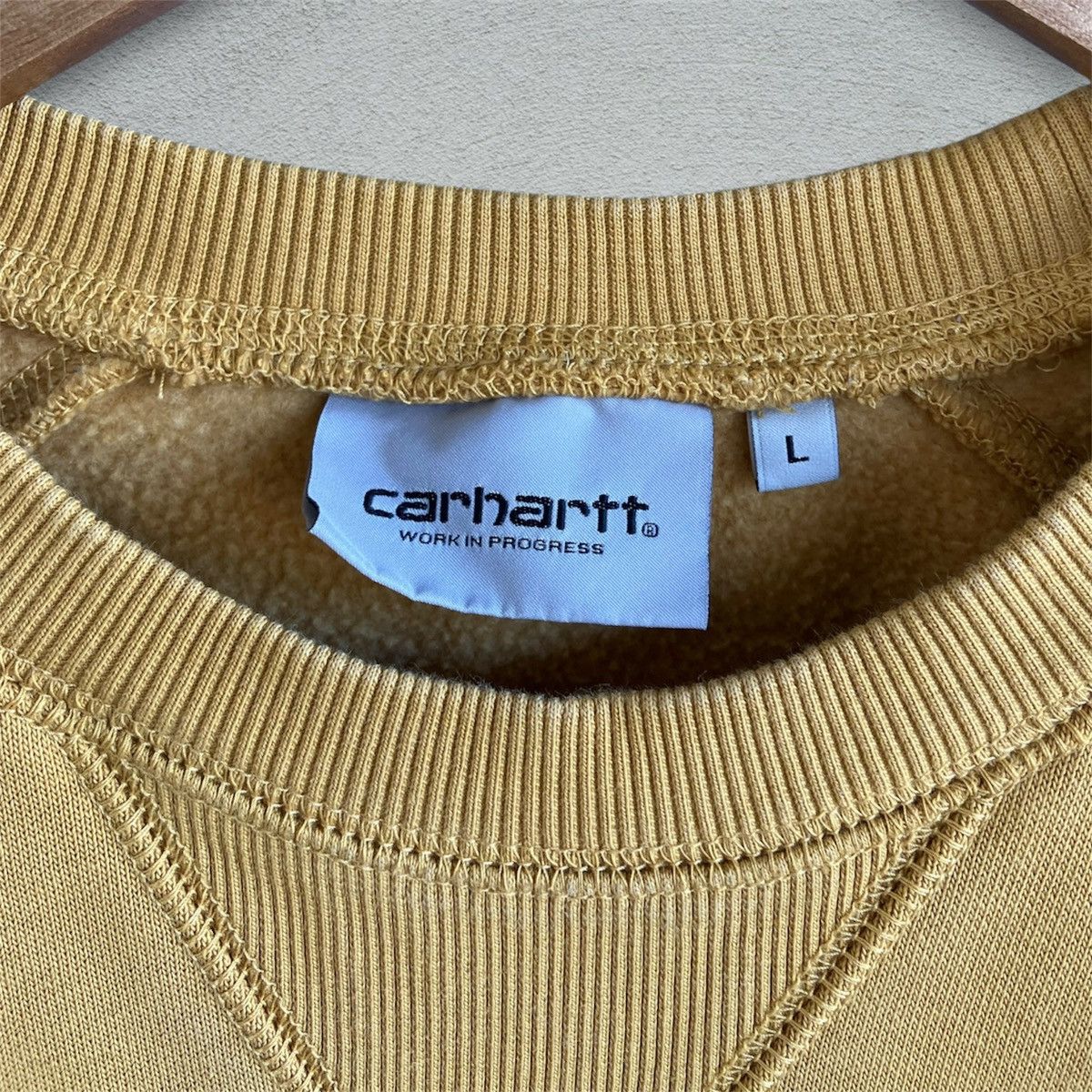 Carhartt Wip Carhartt WIP Essential Crewneck Sweatshirt Burnt Yellow Size US L / EU 52-54 / 3 - 7 Thumbnail