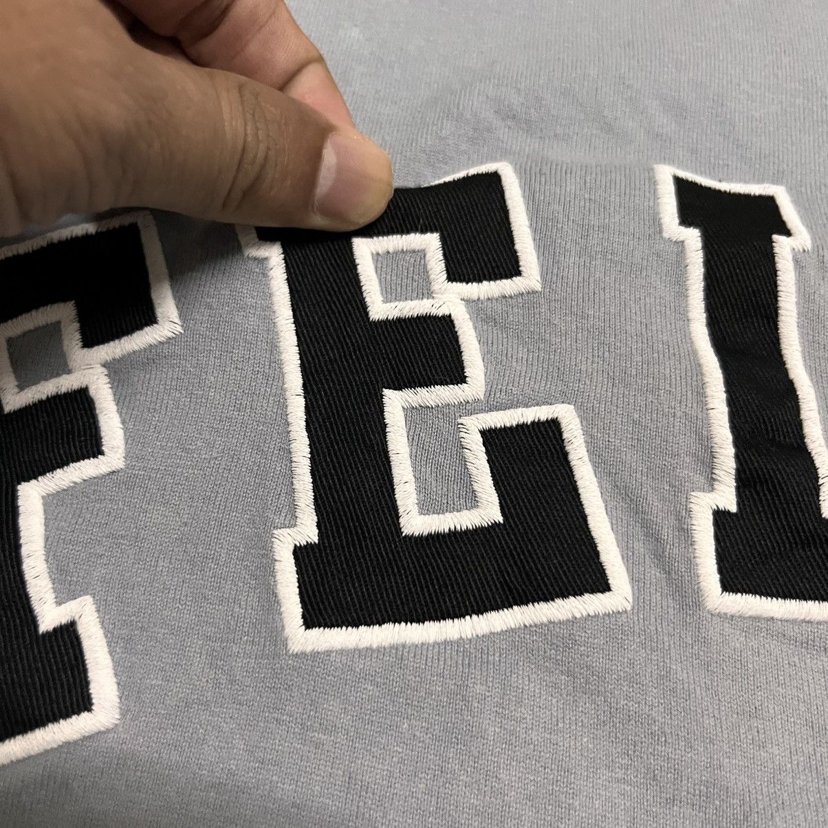 Beams Japan FELIDA embroidered logo by Beams Japan Japanese Brand Tee Size US L / EU 52-54 / 3 - 4 Thumbnail