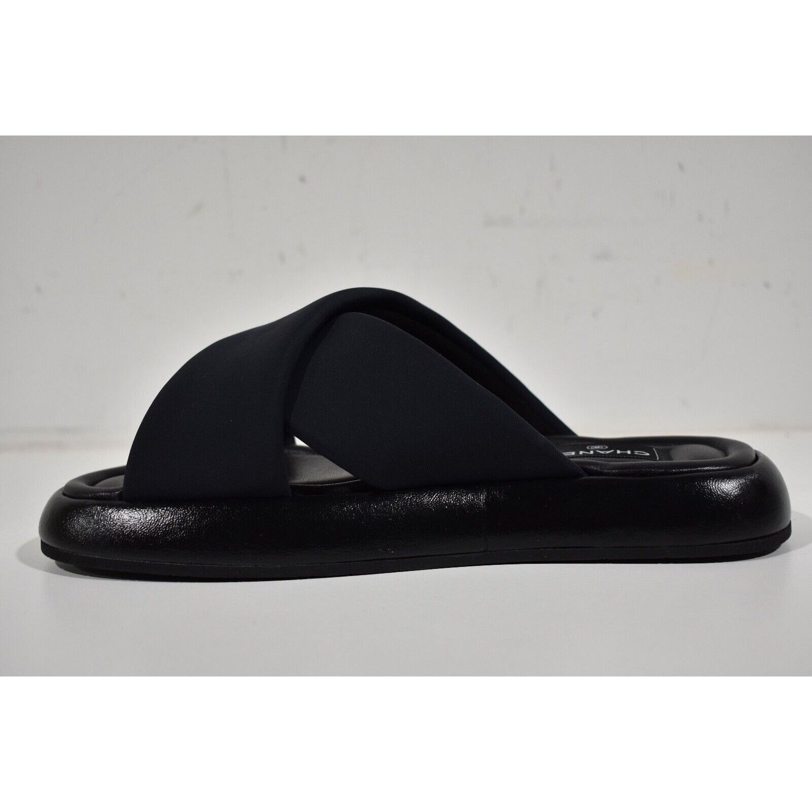 Chanel Chanel REV Black Fabric Criss Cross Puffy CC Logo Slide Size US 9 / IT 39 - 9 Thumbnail