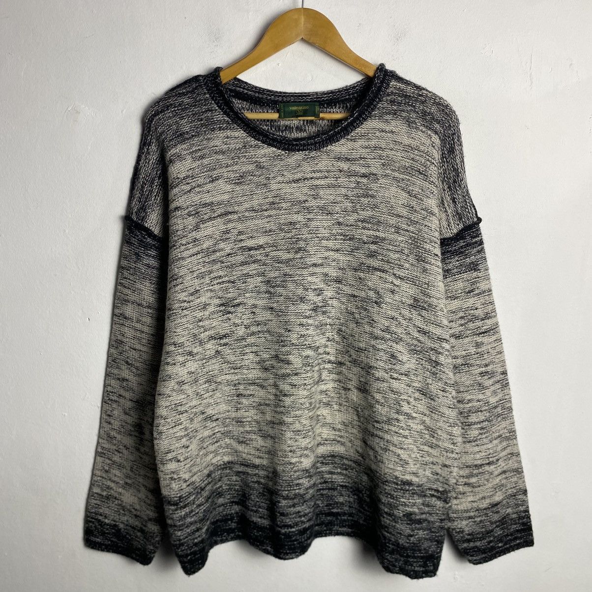 Valentino Valentino Knitwear Size US L / EU 52-54 / 3 - 1 Thumbnail