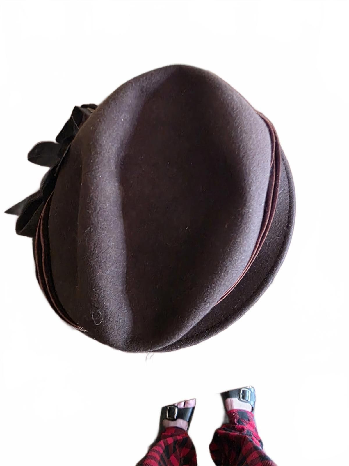 Giovanni Valentino Giovannio Brown Wool Felt Vintage Cloche Hat with Flower Size ONE SIZE - 5 Thumbnail