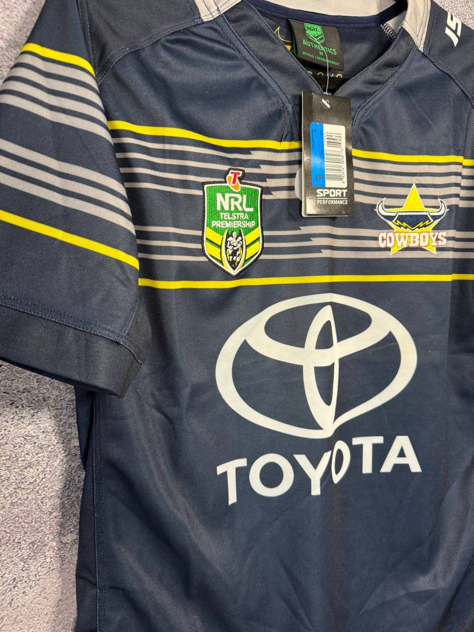Other NWT Cowboys NRL Toyota Rugby Jersey Blokcore Medium Size US M / EU 48-50 / 2 - 8 Thumbnail