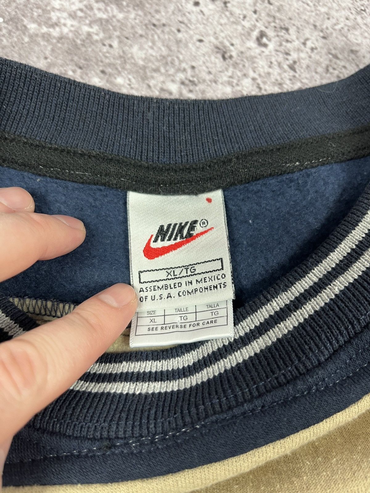 Nike Rare🔥Vintage 90’s Nike Logo Sweatshirt Size US XL / EU 56 / 4 - 6 Thumbnail