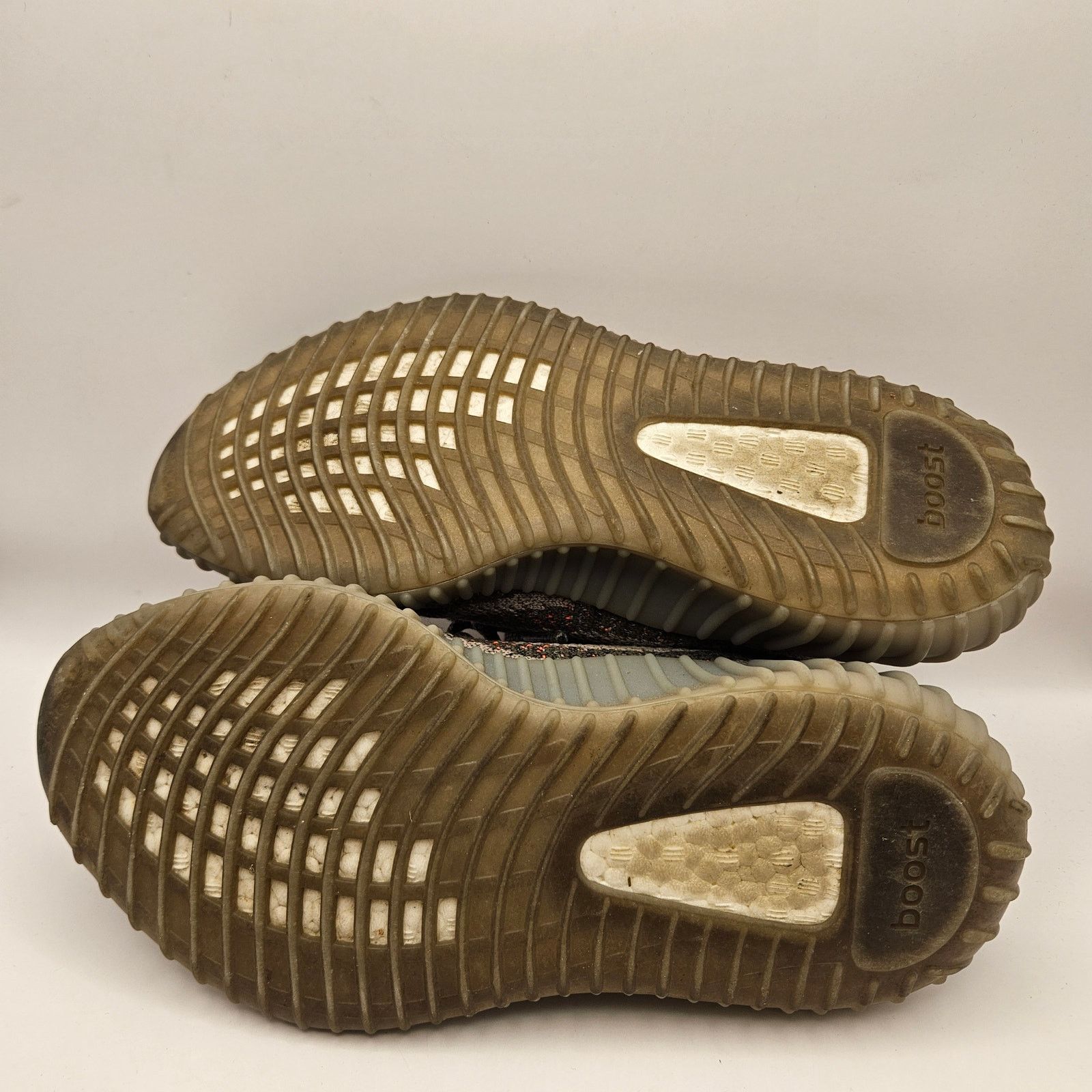 Adidas ADIDAS YEEZY 6.5 BOOST 350 V2 BELUGA REFLECTIVE GW1229 KANYE Size US 6.5 / EU 39-40 - 5 Thumbnail
