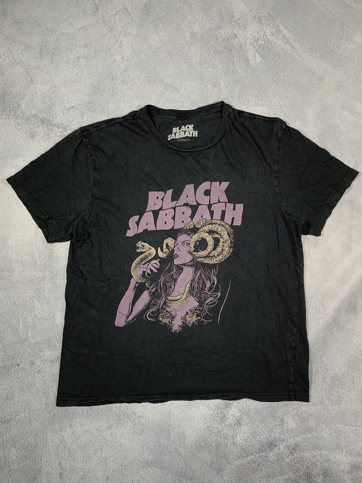Band Tees × Vintage Vintage Y2K Black Sabbath band tee biglogo streetwear Size US L / EU 52-54 / 3 - 1 Thumbnail