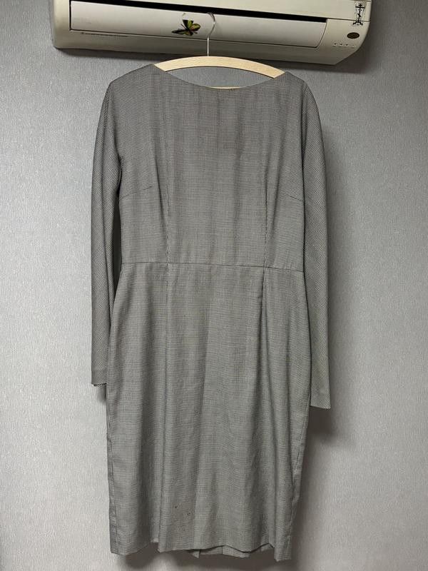 Dior Christian dior: a dress with a beautiful silhouette Size L / US 10 / IT 46 - 4 Thumbnail