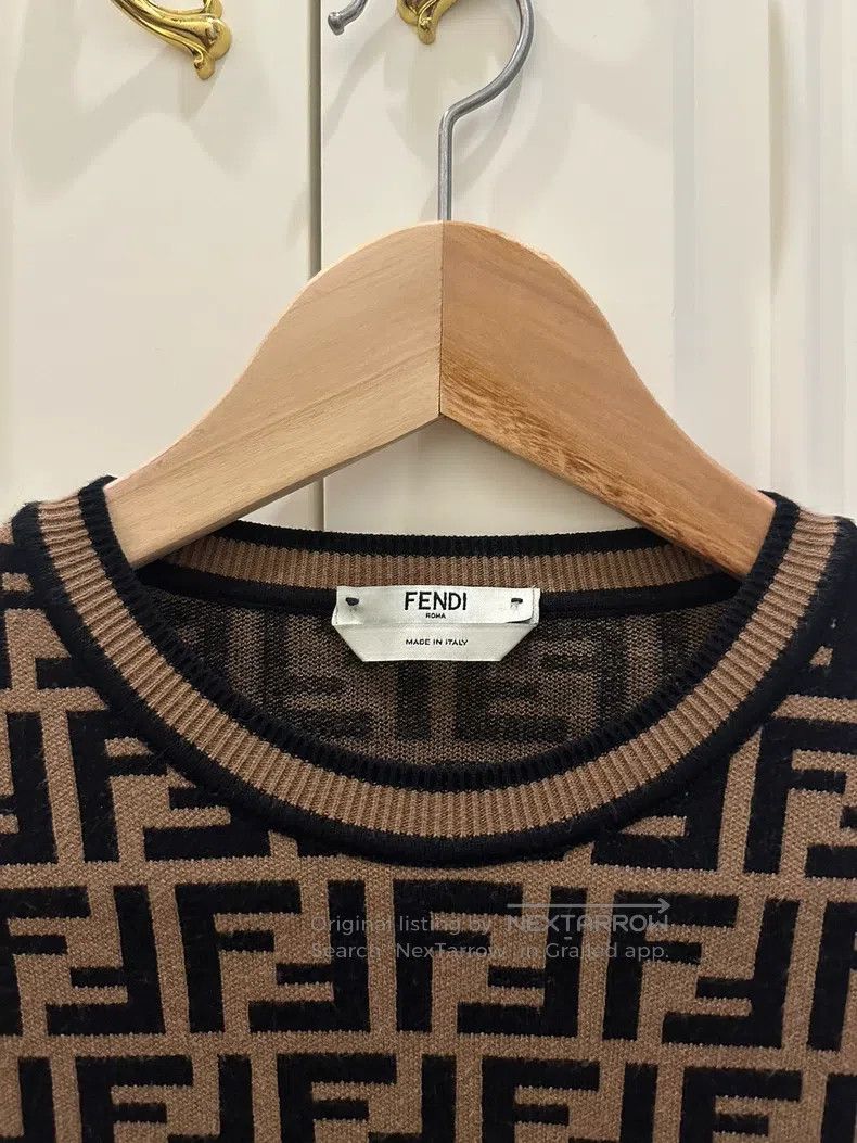 Fendi Fendi Full Logo Knit Top Size XXS / US 00 / IT 34 - 3 Thumbnail