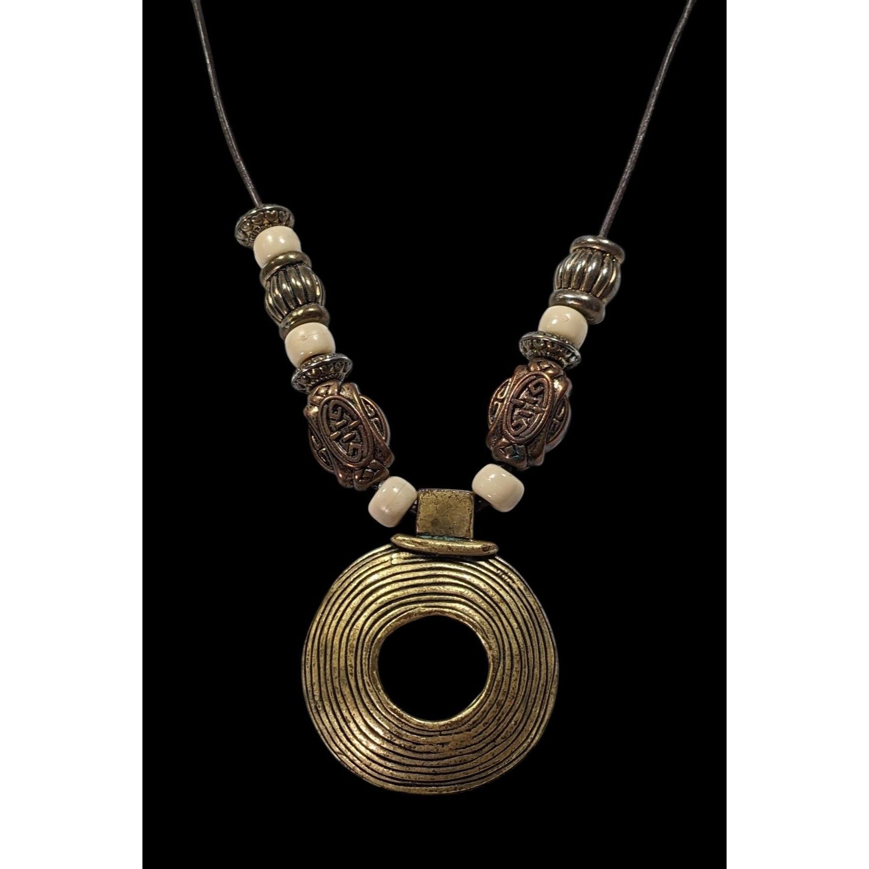 Other Vintage Brutalist Gold Tone And White Beaded Medallion Penda Size ONE SIZE - 2 Thumbnail