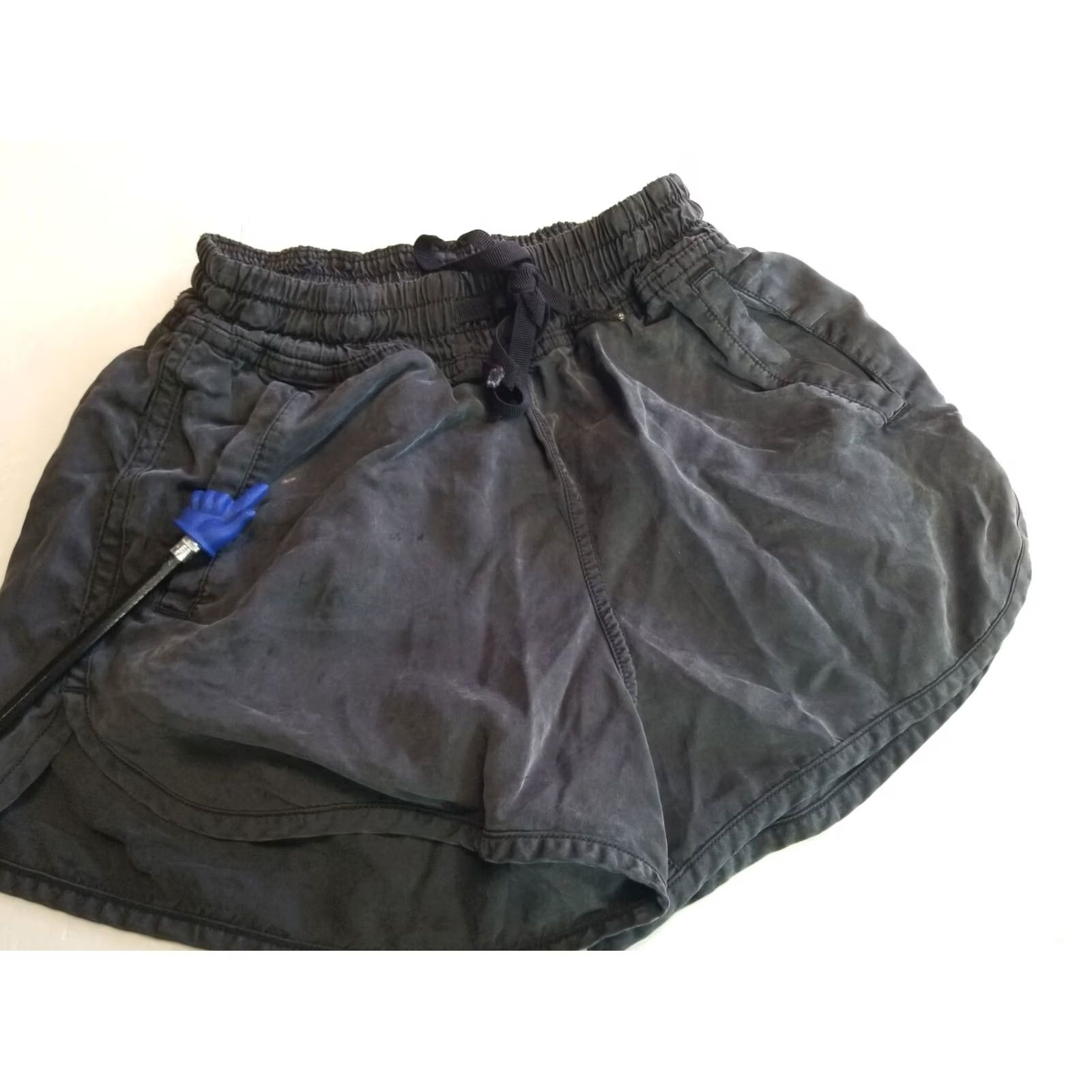 Lululemon Lululemon Athletic Shorts Womens Size 2 Black Elastic Waist Pockets Drawstring Activewear Gym Running 2 Size 26" / US 2 / IT 38 - 7 Thumbnail