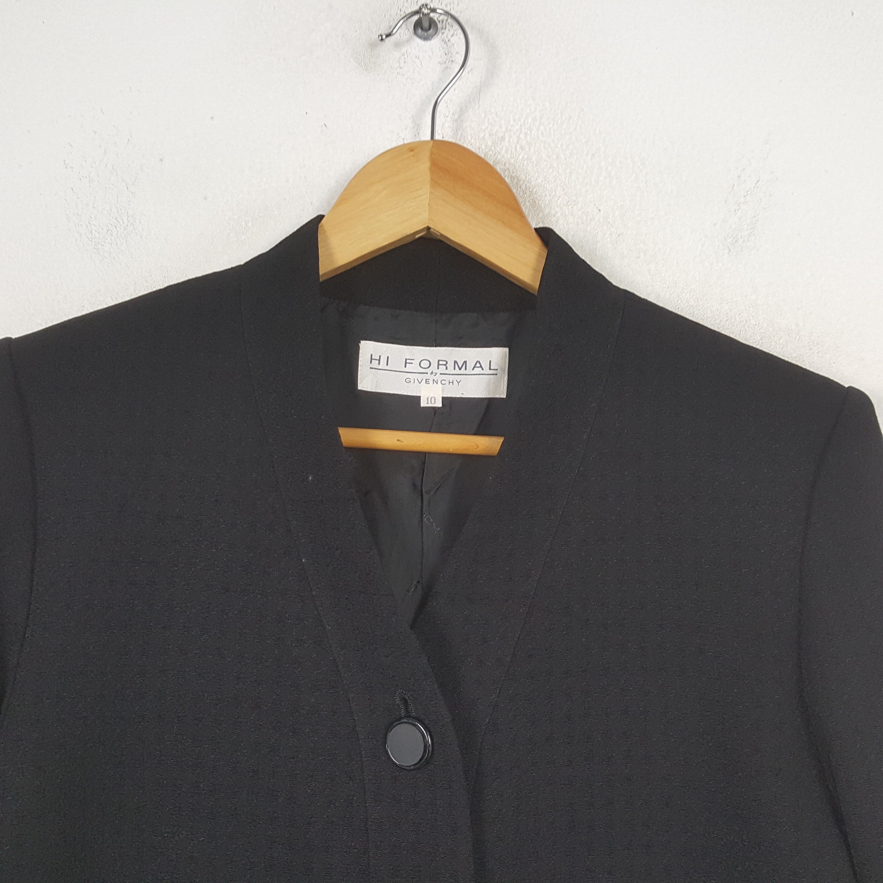 Givenchy × Vintage Vintage GIVENCHY Italian Fashion Brand Blazer Jacket C289N6 Size XS / US 0-2 / IT 36-38 - 2 Thumbnail