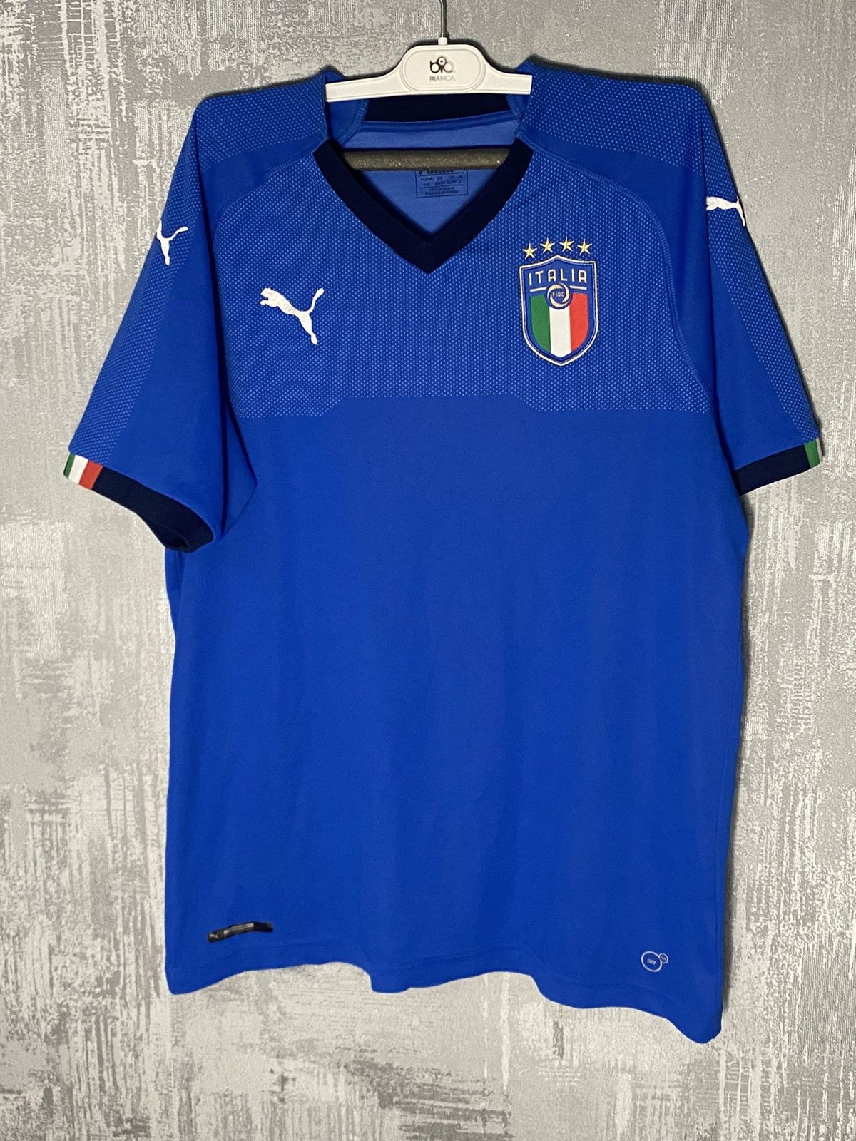 Puma 2017 Italy Puma Soccer Jersey National Team Winners Size US L / EU 52-54 / 3 - 1 Thumbnail