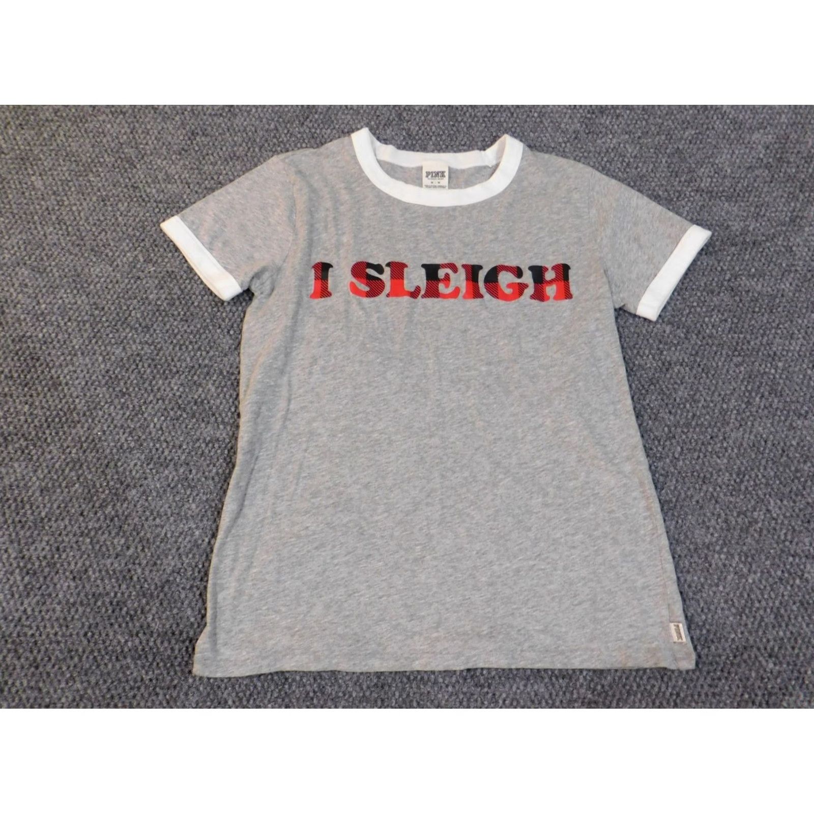 Victoria's Secret Victoria's Secret Pink Shirt M Gray Women Christmas Cotton T-Shirt Regular Short Sleeve Crew Neck Holiday Christmas Theme Slim? Size M / US 6-8 / IT 42-44 - 3 Thumbnail