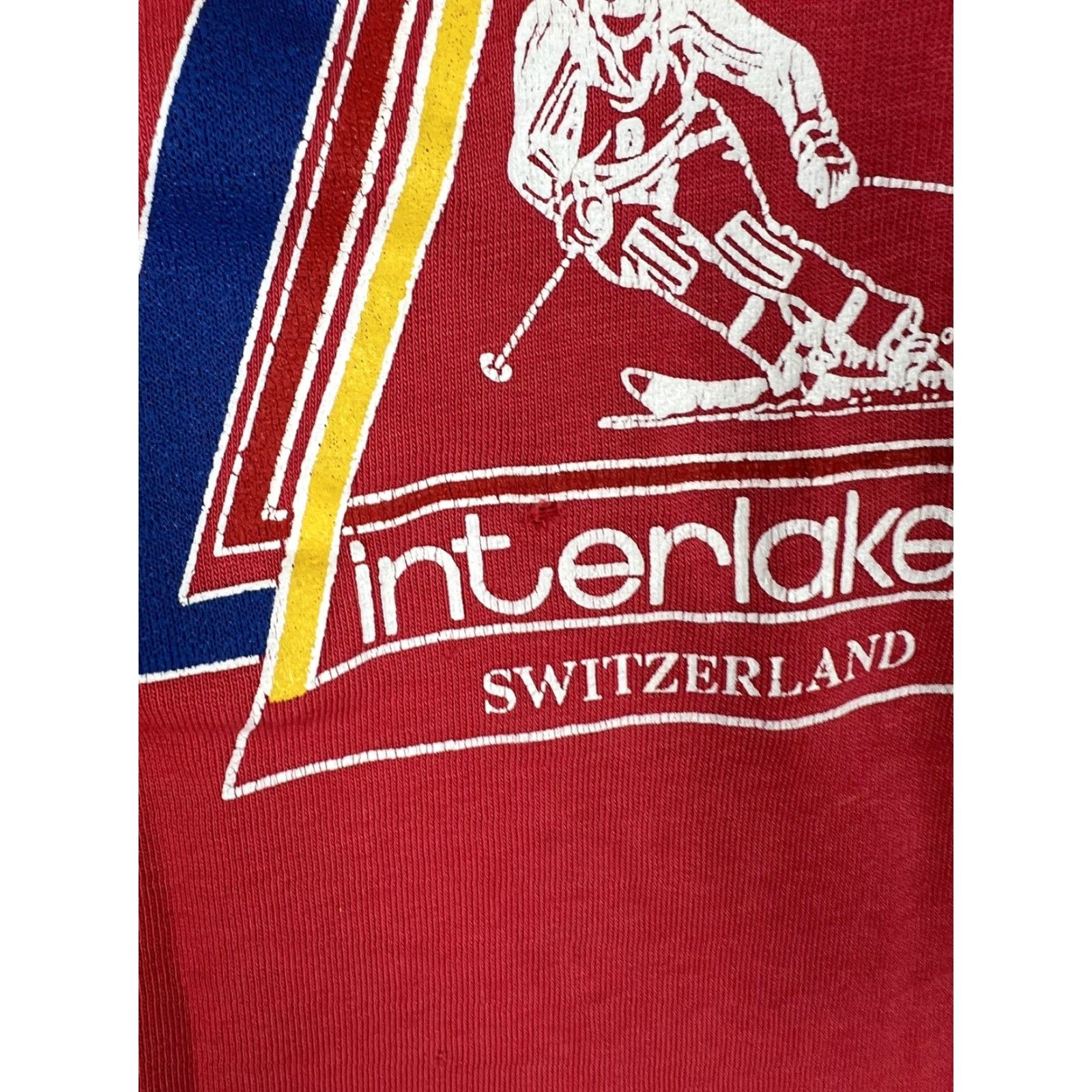 Vintage VINTAGE Interlaken Switzerland Ski Sweatshirt Mens M Red Fleece Crewneck Size US M / EU 48-50 / 2 - 4 Thumbnail