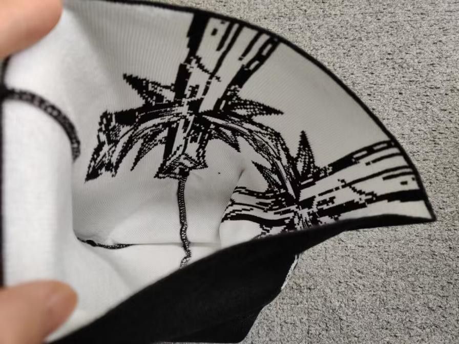 Japanese Brand Crosses Graphic No Cuff Knit Skull Cap Beanie Hat Black Size ONE SIZE - 4 Thumbnail