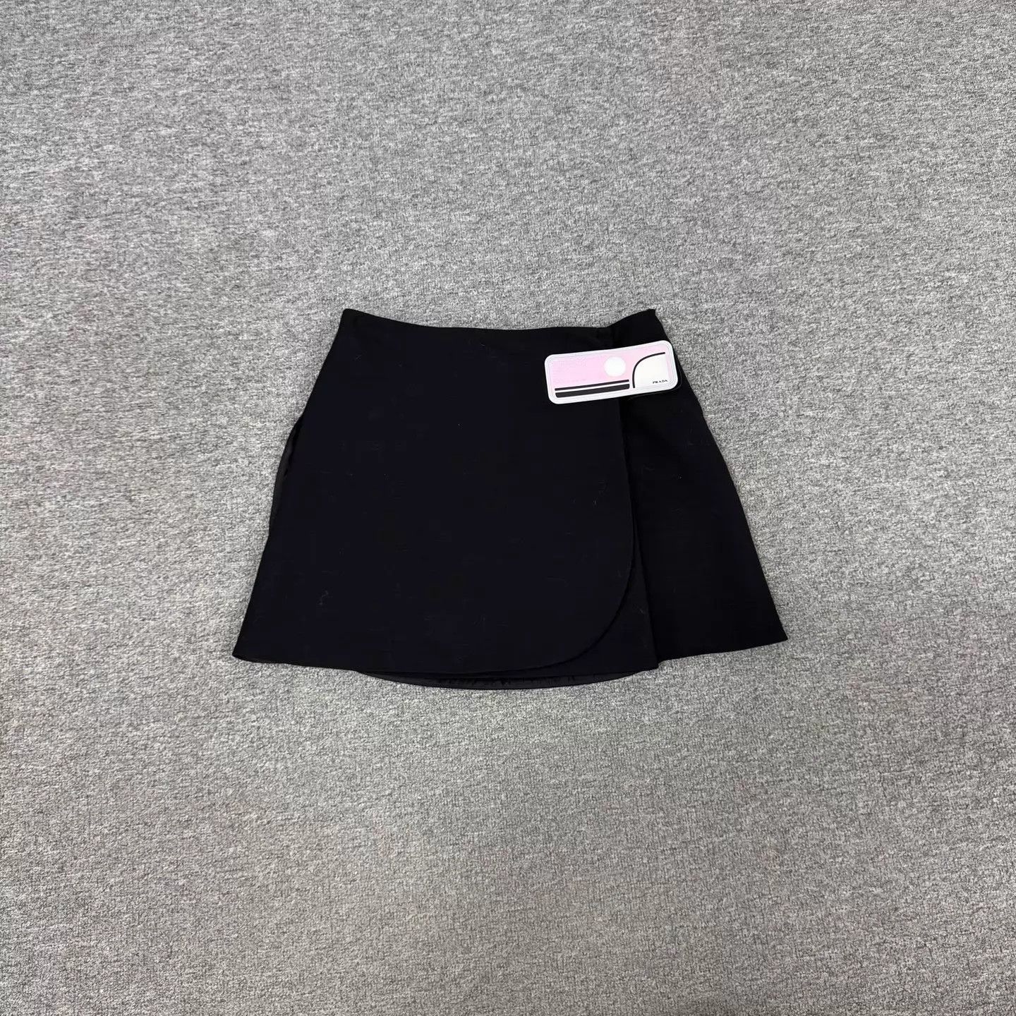 Prada Prada Black Wrap Skirt 40 99 New Size 27" / US 4 / IT 40 - 1 Thumbnail