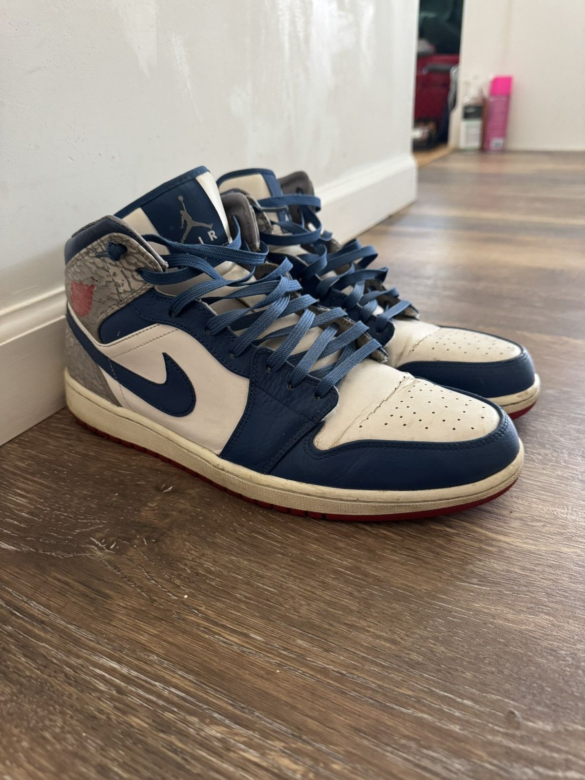 Jordan Brand Jordan 1 Mid True Blue Size US 13 / EU 46 - 2 Thumbnail