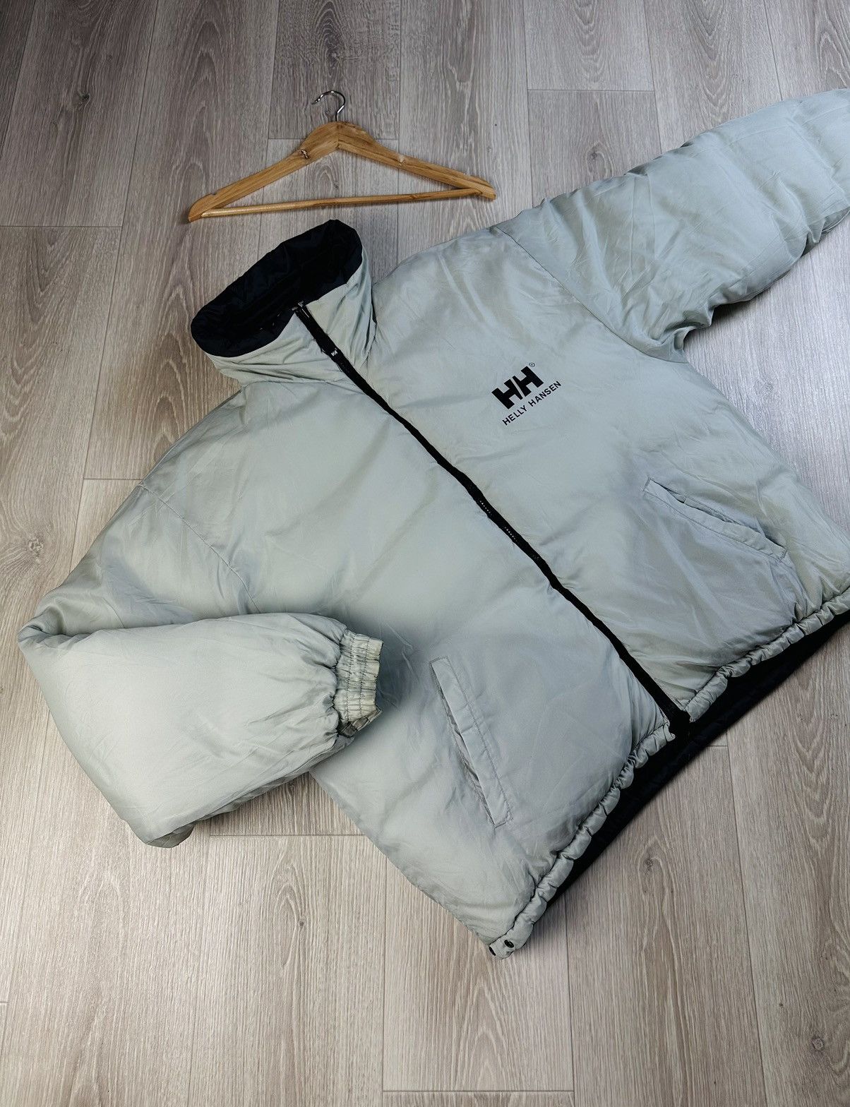 Helly Hansen Vintage Helly Hansen Double-sided Down Jacket puffer Size US XL / EU 56 / 4 - 8 Thumbnail