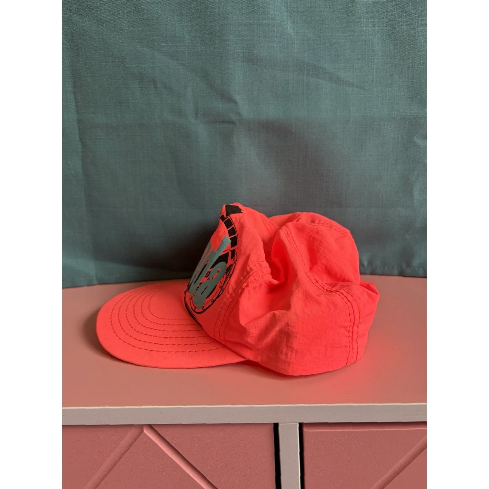 Pinko VINTAGE Las Vegas Snapback Cap Hat Made in USA Pink Adjustable Mens Cap, Pink, Snapback, TruckER, Polyester Blend Size ONE SIZE - 2 Thumbnail