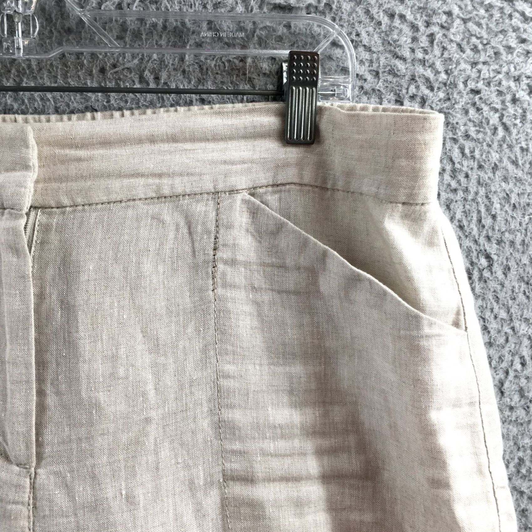 Vintage Chico’s Pants Womens 1.5 Beige Wide Leg Elastic Waist Zip Fly Pockets Casual - Chico’s Pants - Beige - Wide Leg - Casual - Womens - 1.5 - Regular Fit Size 26" / US 2 / IT 38 - 4 Thumbnail