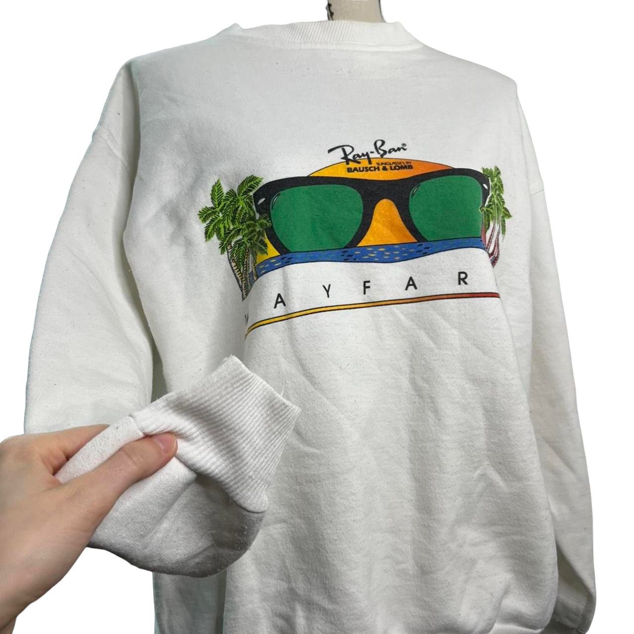 Vintage Vintage rayban crewneck from 1987 Size US M / EU 48-50 / 2 - 1 Thumbnail