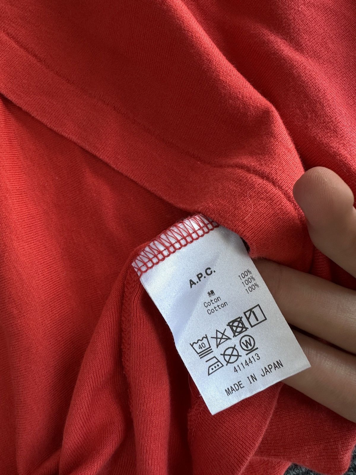 A.P.C. RARE MADE IN JAPAN 🚨 APC WOMEN RED SOFT TEE Size S / US 4 / IT 40 - 8 Thumbnail