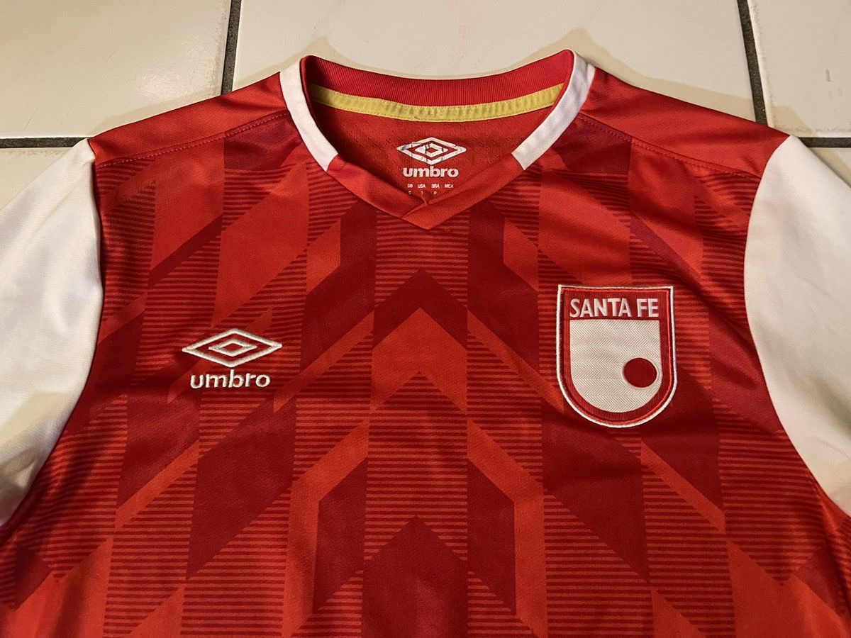 Umbro Independiente Santa Fe 2020 Umbro Home Soccer Jersey Small Size US S / EU 44-46 / 1 - 2 Thumbnail