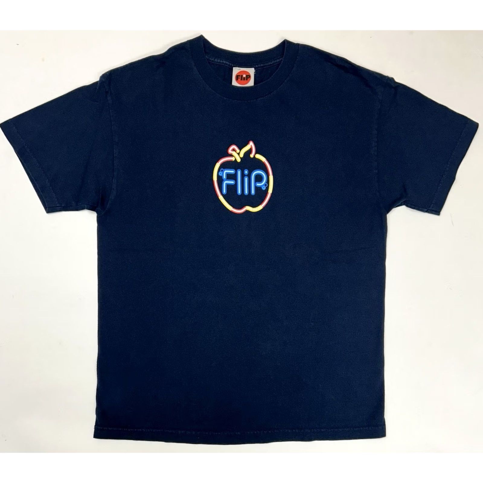 Blind Skateboards VINTAGE Flip Skateboards Mark Appleyard Neon Apple Graphic Skate Tee L Blue 90s Mens Size US L / EU 52-54 / 3 - 3 Thumbnail