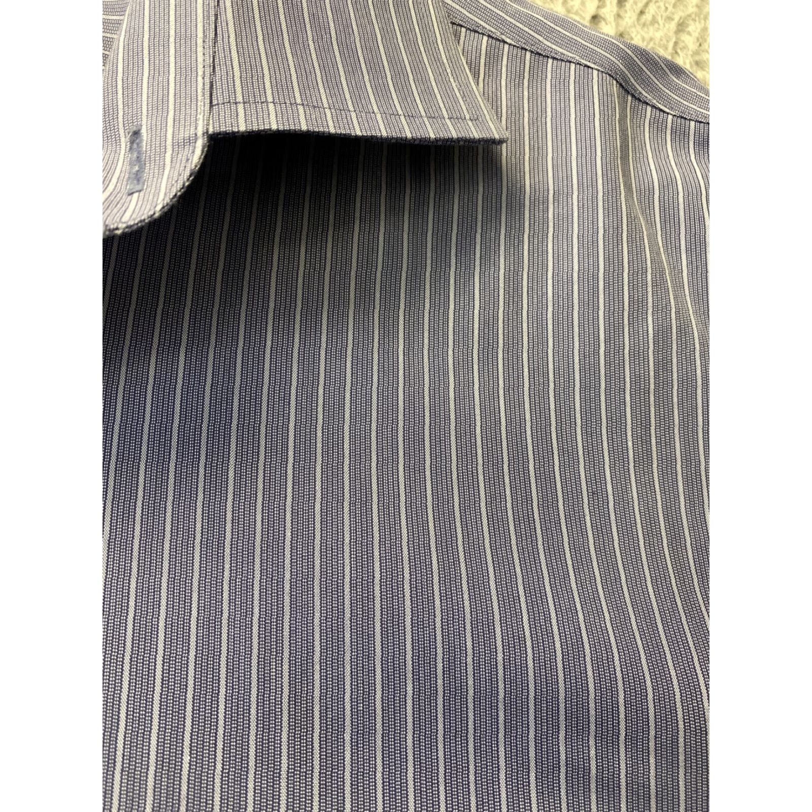 Tasso Elba Tasso Elba Men’s Large 16-16 1/2 Long Sleeve Shirt Gray Stripes 112-63 Button-Up Classic Preppy All Seasons Size US L / EU 52-54 / 3 - 7 Thumbnail