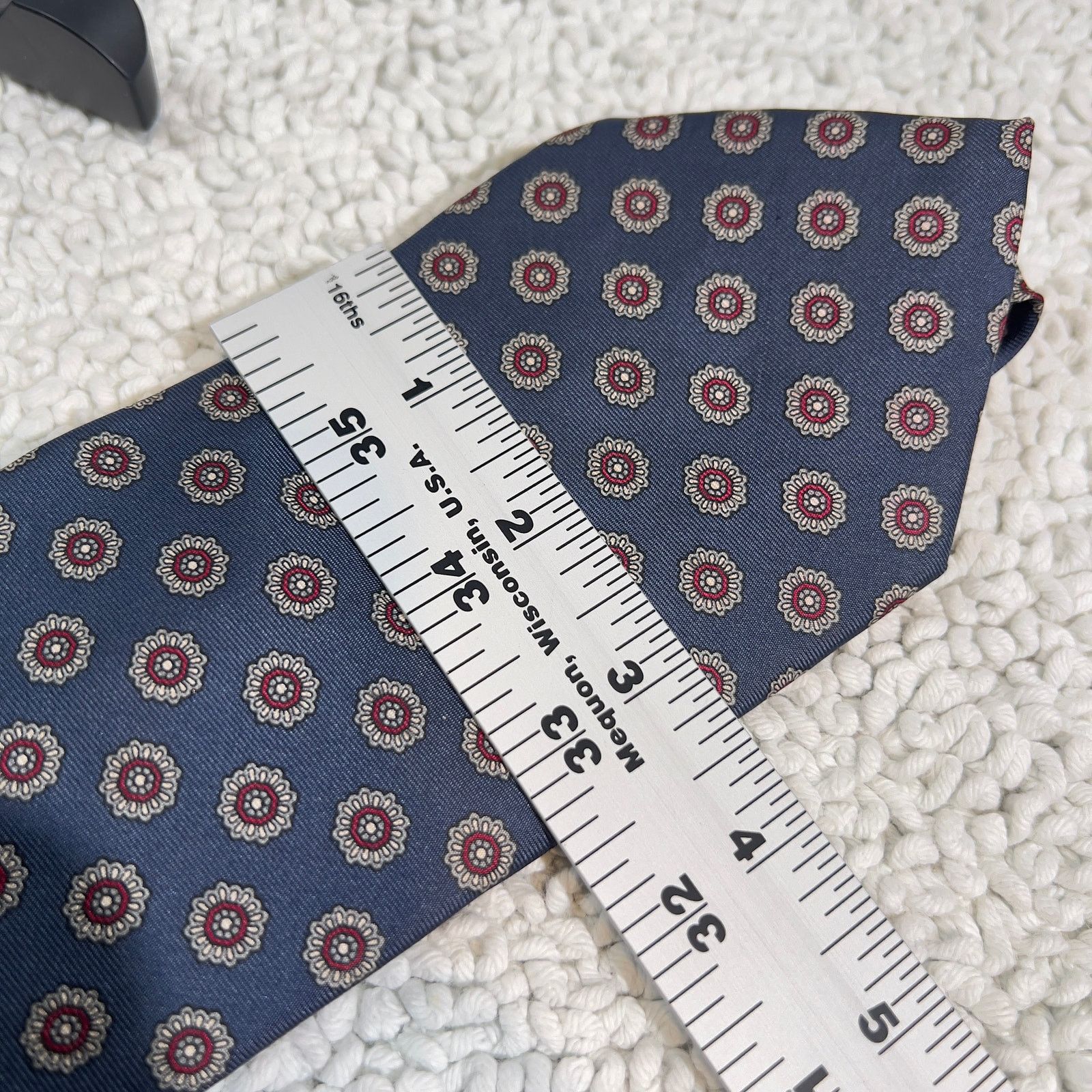 Christian Dior Monsieur Christian Dior 100% Silk Tie Italian Fabric Made USA Vintage Size ONE SIZE - 8 Thumbnail