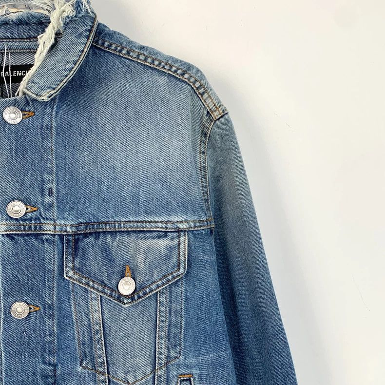 Balenciaga Balenciaga size 48 Blue monogrammed embroidered cotton lap Size US M / EU 48-50 / 2 - 3 Thumbnail
