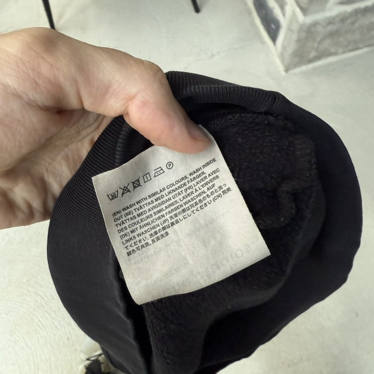 Acne Studios Acne Studios Smily Face Sweatshirt Size US M / EU 48-50 / 2 - 5 Thumbnail